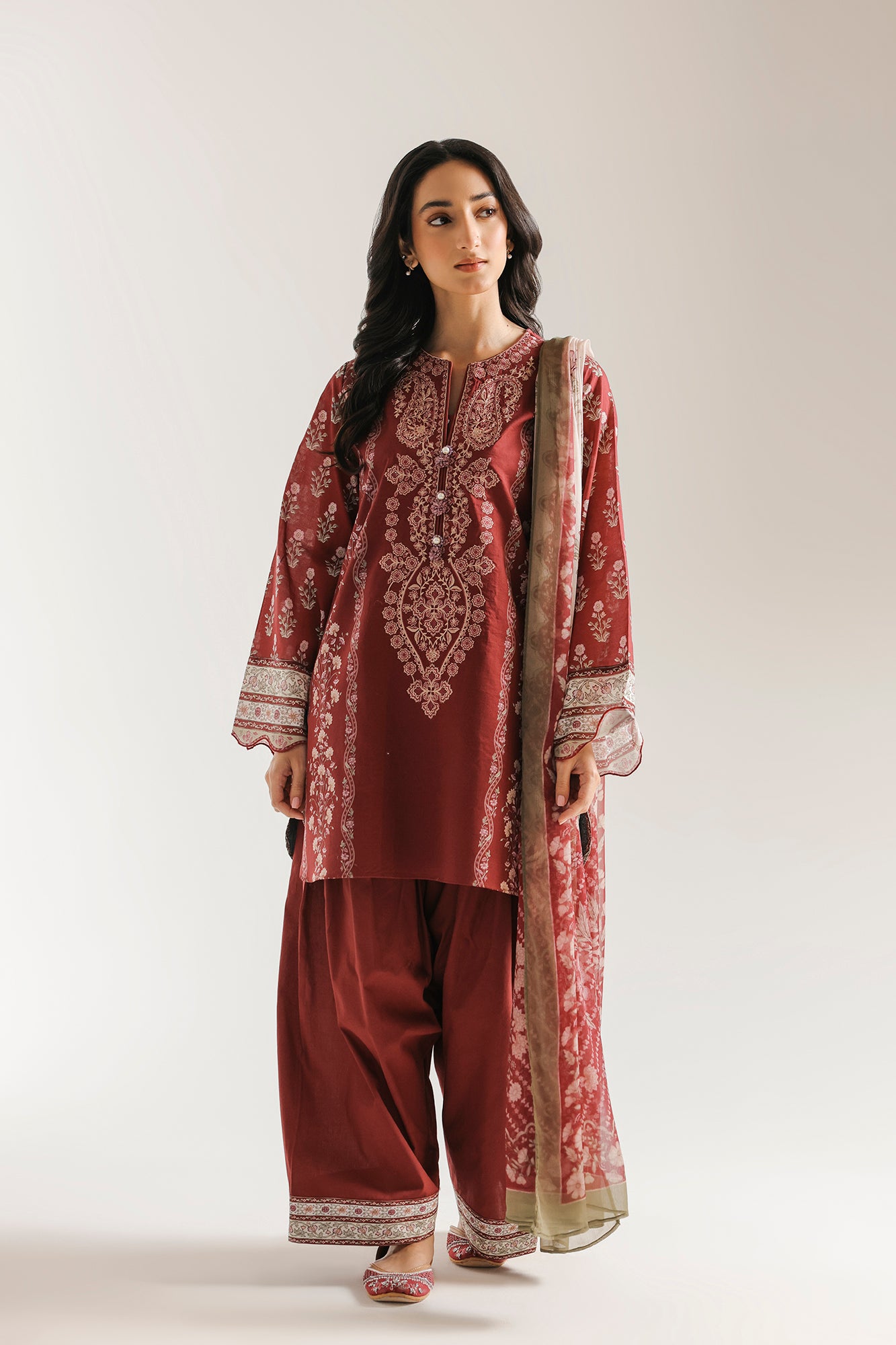 EMBROIDERED SUIT (E0843/203/403)