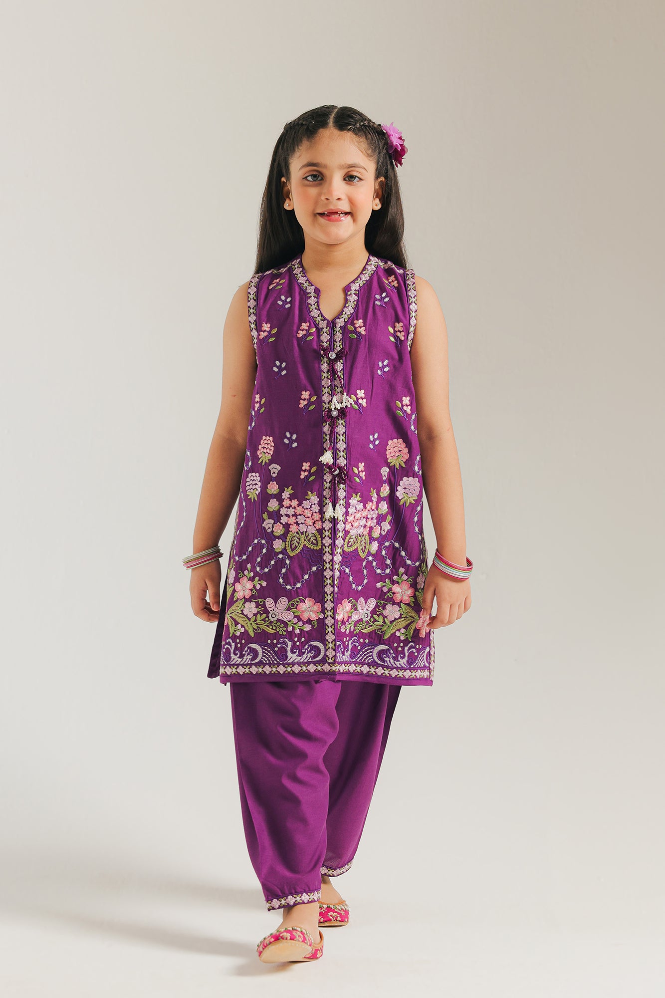 EMBROIDERED SUIT (E0847/404/520 E0847/304/520)