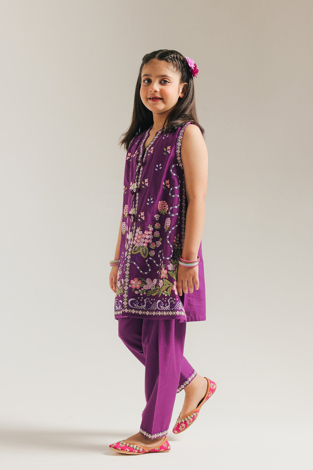 EMBROIDERED SUIT (E0847/404/520 E0847/304/520)