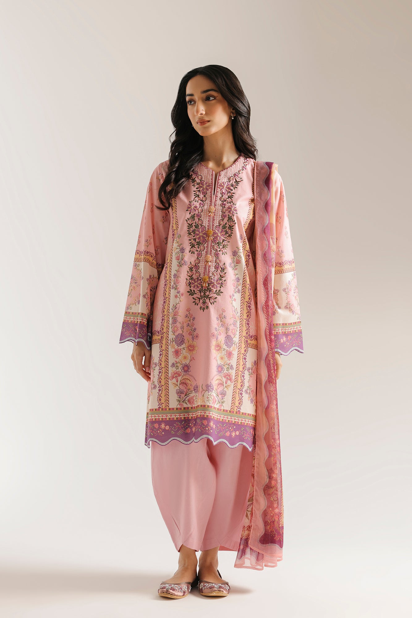 EMBROIDERED SUIT (E0849/203/413)