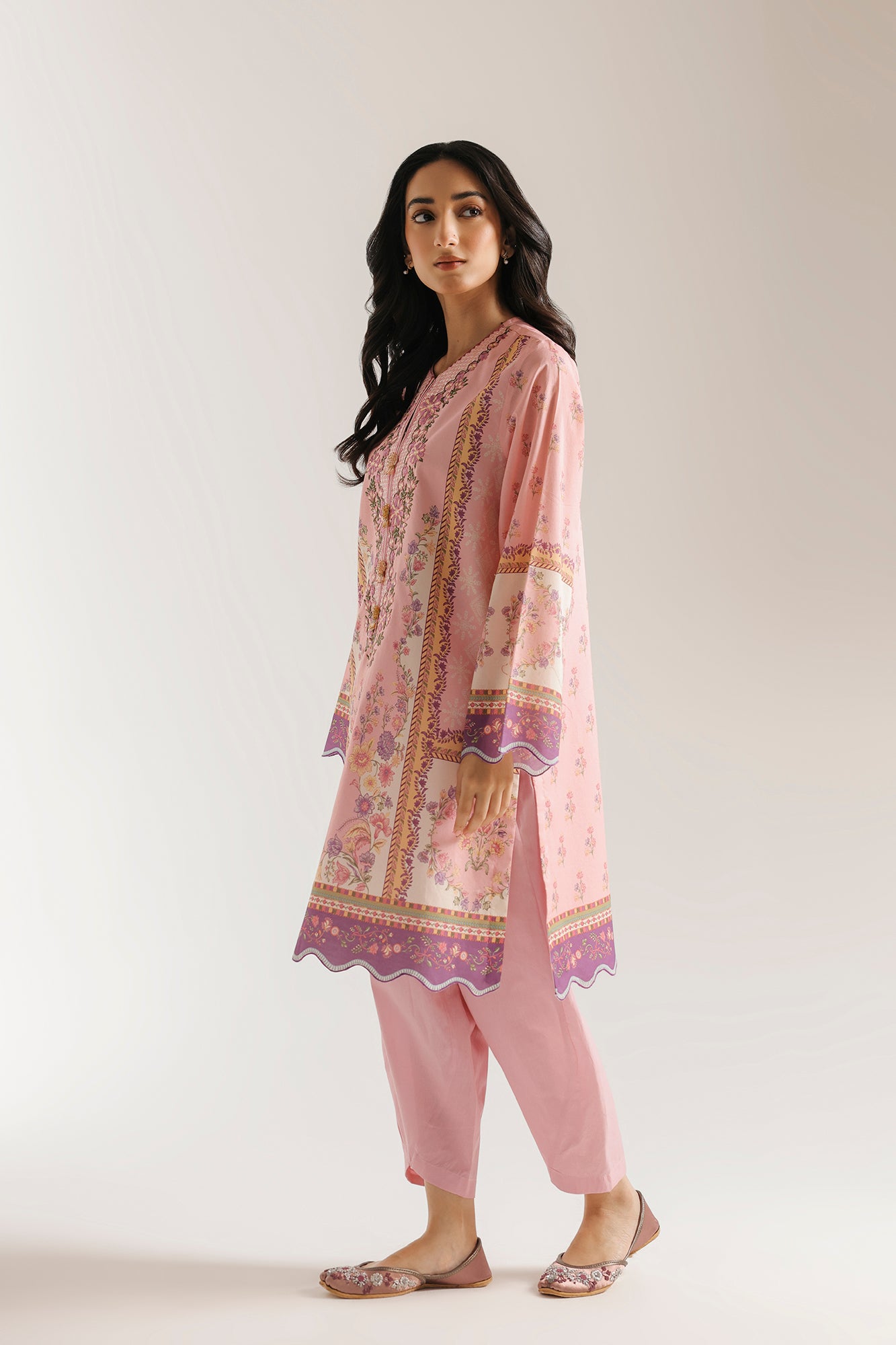 EMBROIDERED SUIT (E0849/203/413)