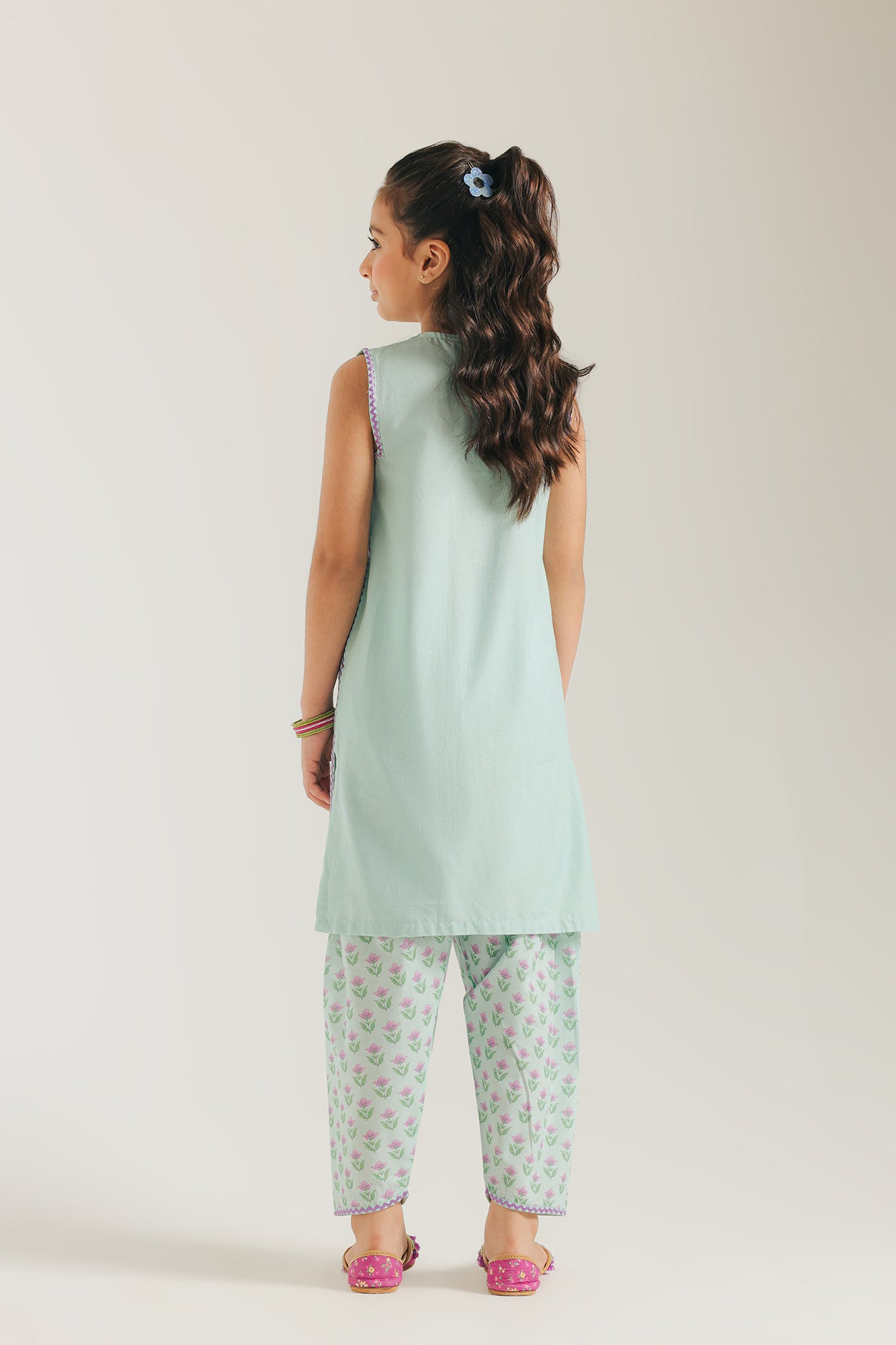 EMBROIDERED SUIT (E0852/404/720 E0852/304/720)