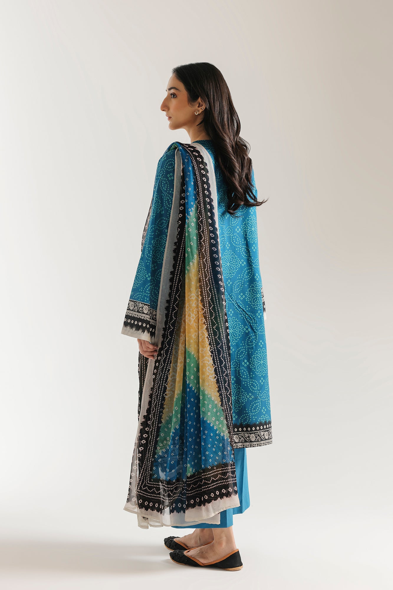 EMBROIDERED SUIT (E0853/203/604)