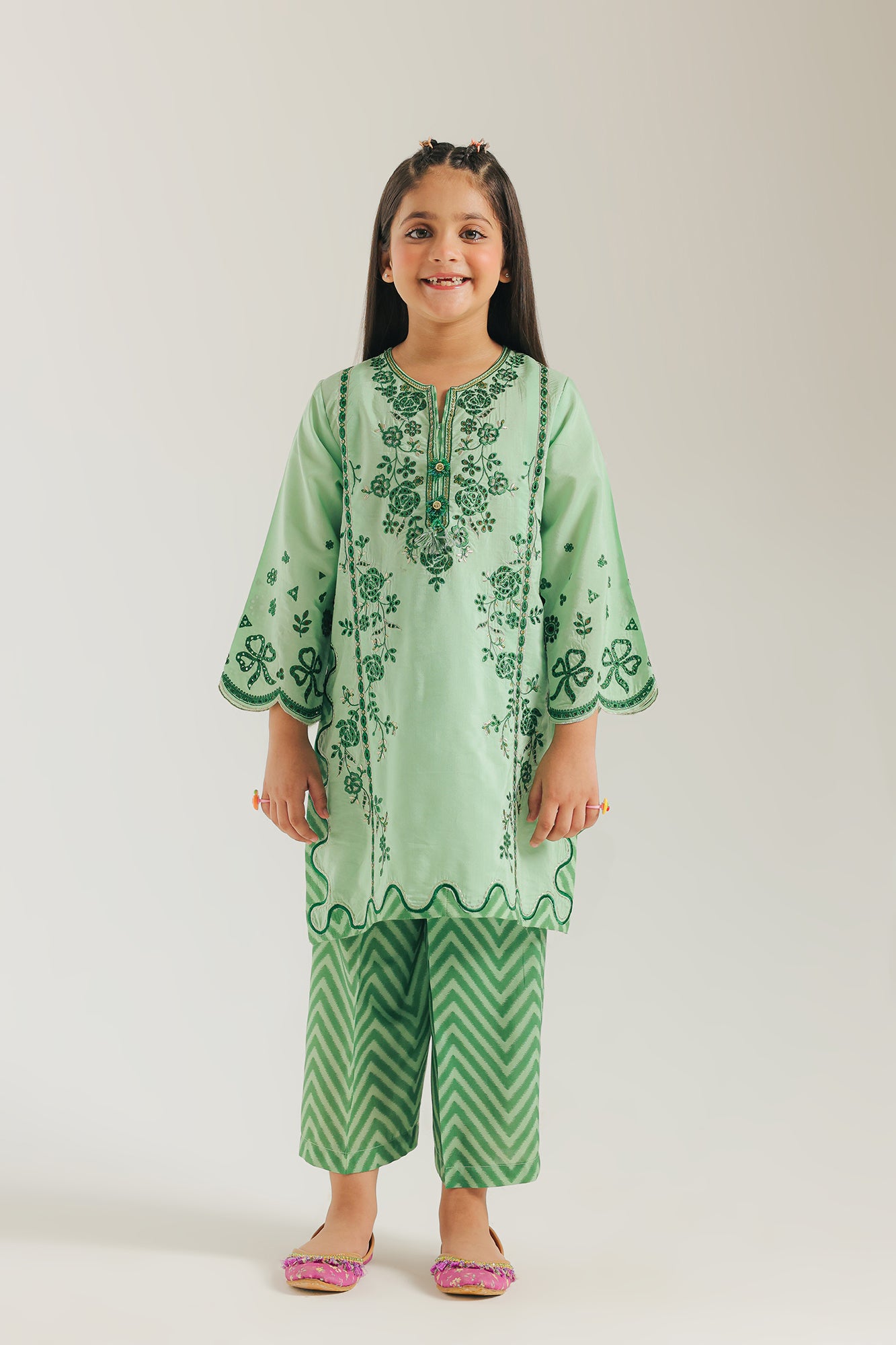 EMBROIDERED SUIT (E0860/404/127 E0860/304/127)