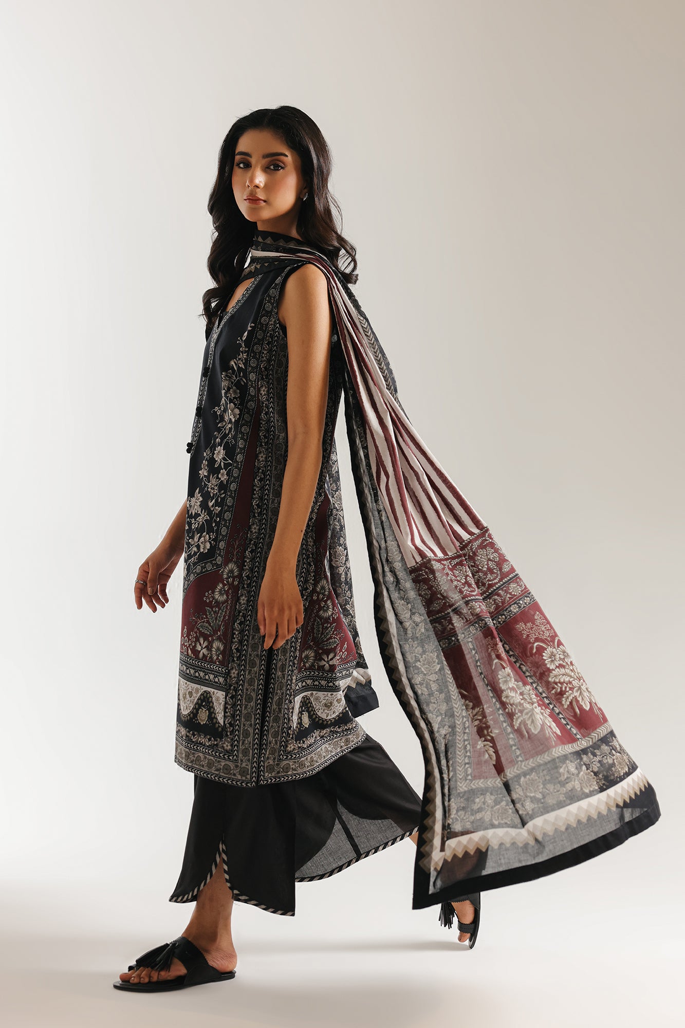 PRINTED SUIT (E0861/202/901)