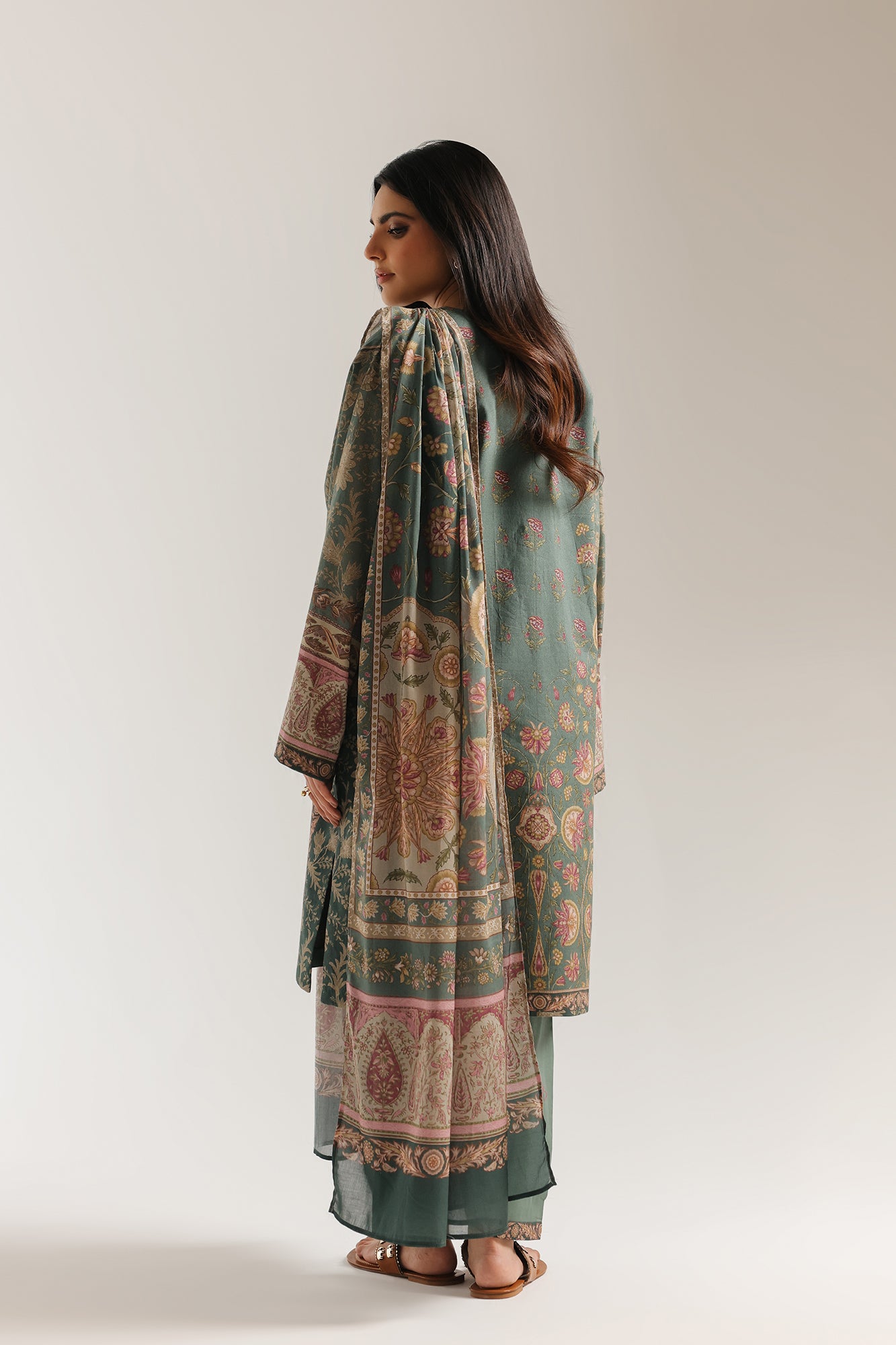 EMBROIDERED SUIT (E0880/202/708)