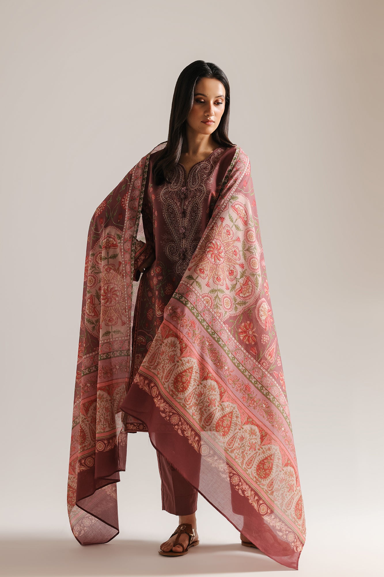 EMBROIDERED SUIT (E0880/202/805)