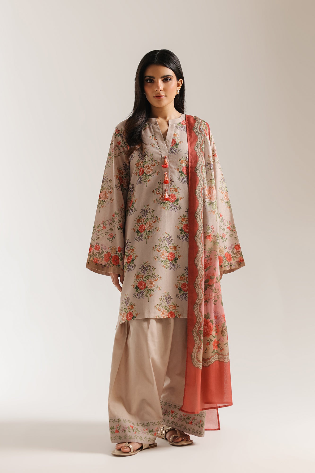 EMBROIDERED SUIT (E0881/202/814)