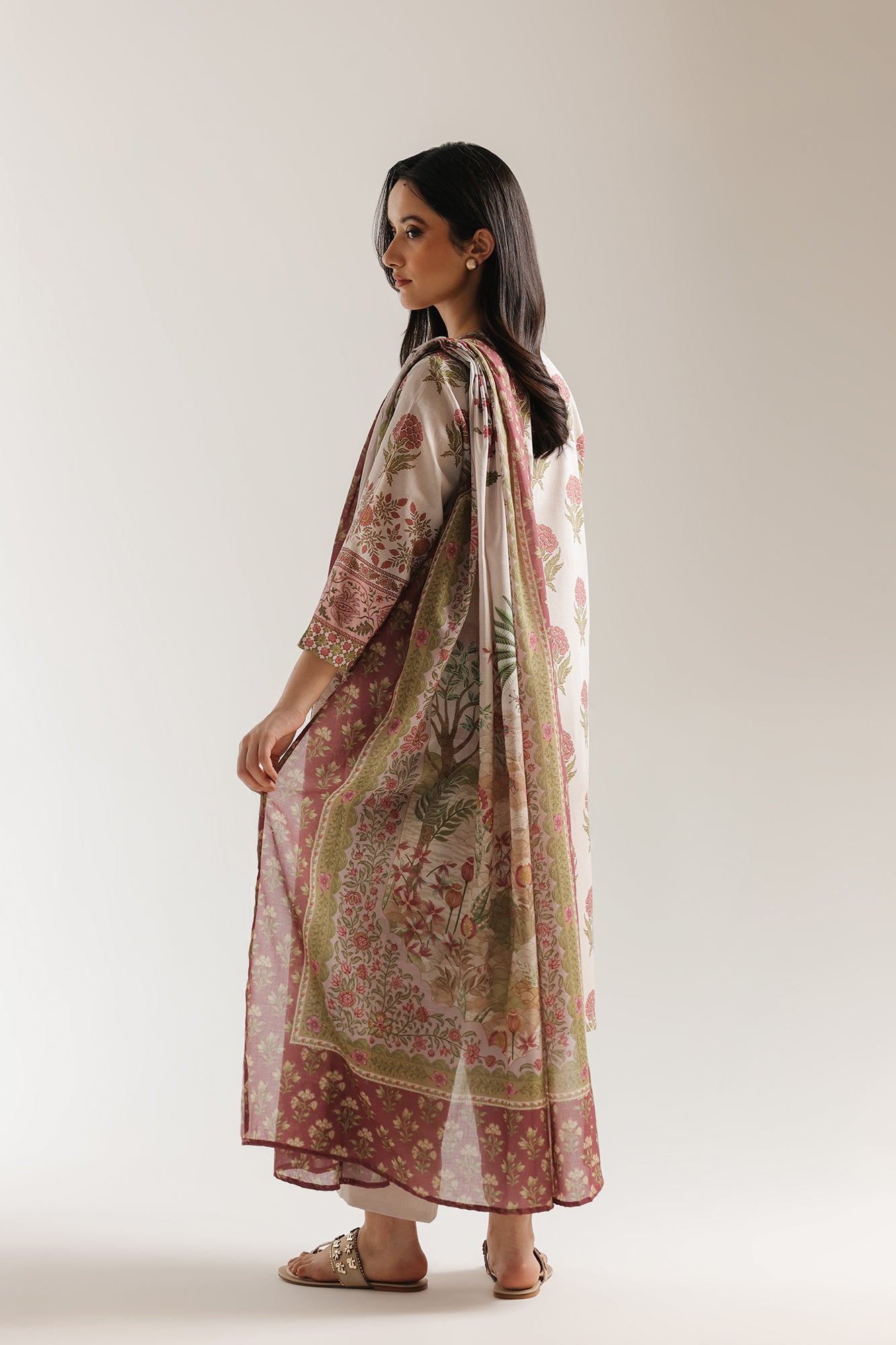 EMBROIDERED SUIT (E0887/202/003)