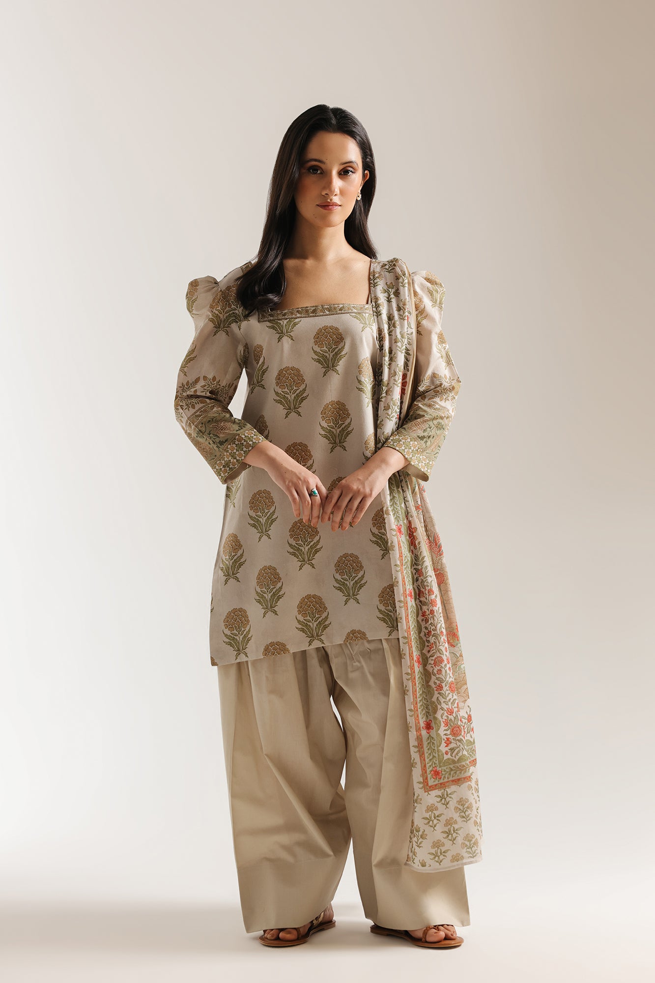 EMBROIDERED SUIT (E0887/202/814)