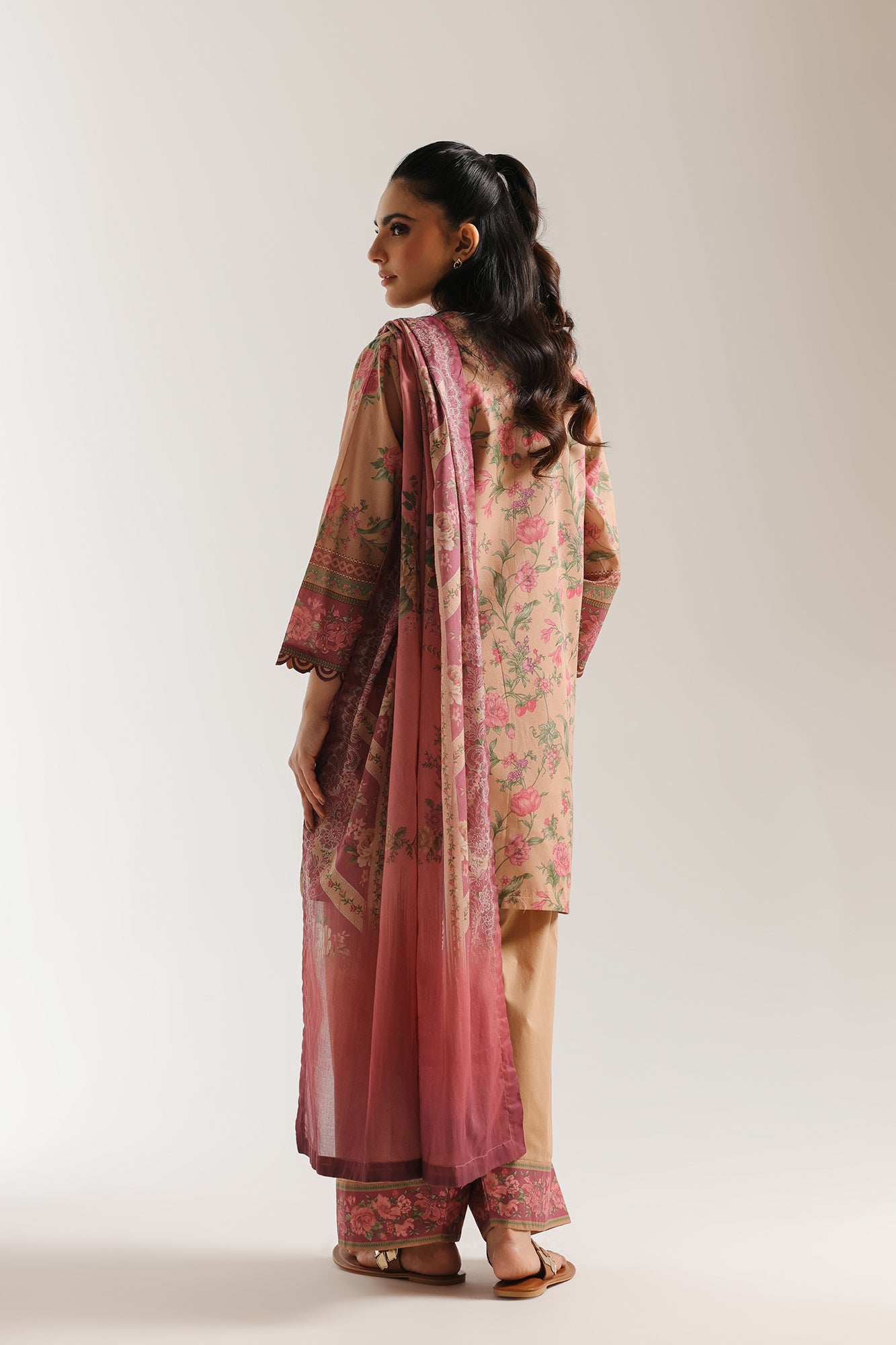 EMBROIDERED SUIT (E0888/202/813)