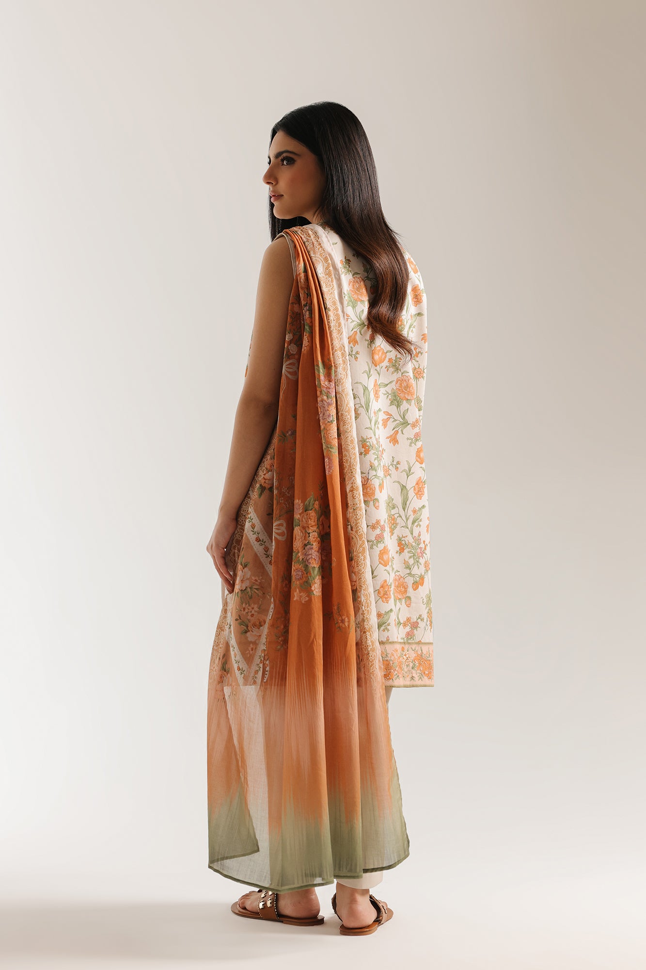 EMBROIDERED SUIT (E0888/202/814)