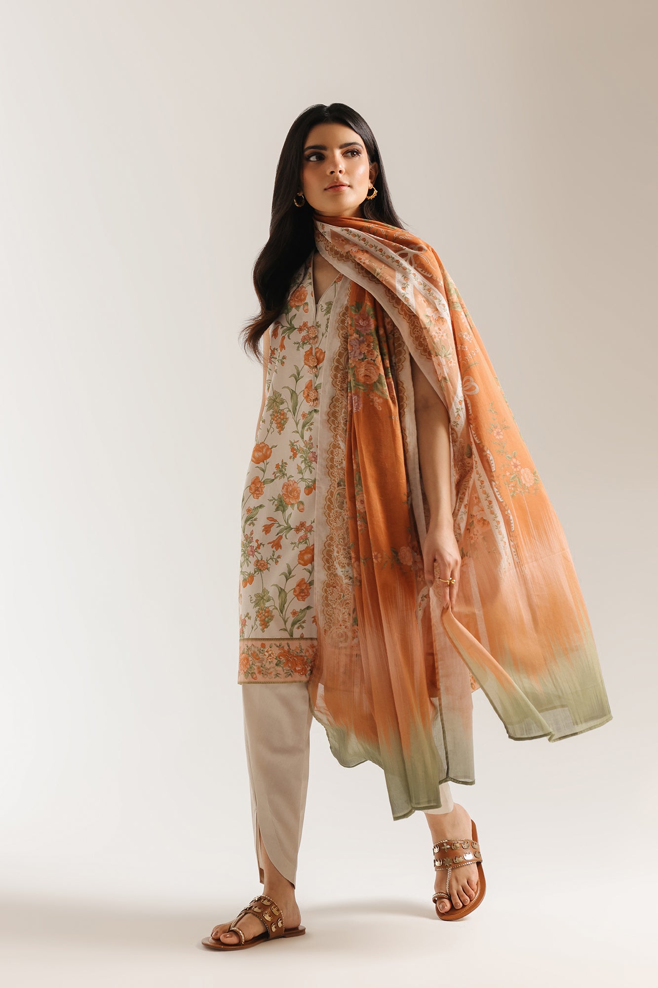 EMBROIDERED SUIT (E0888/202/814)