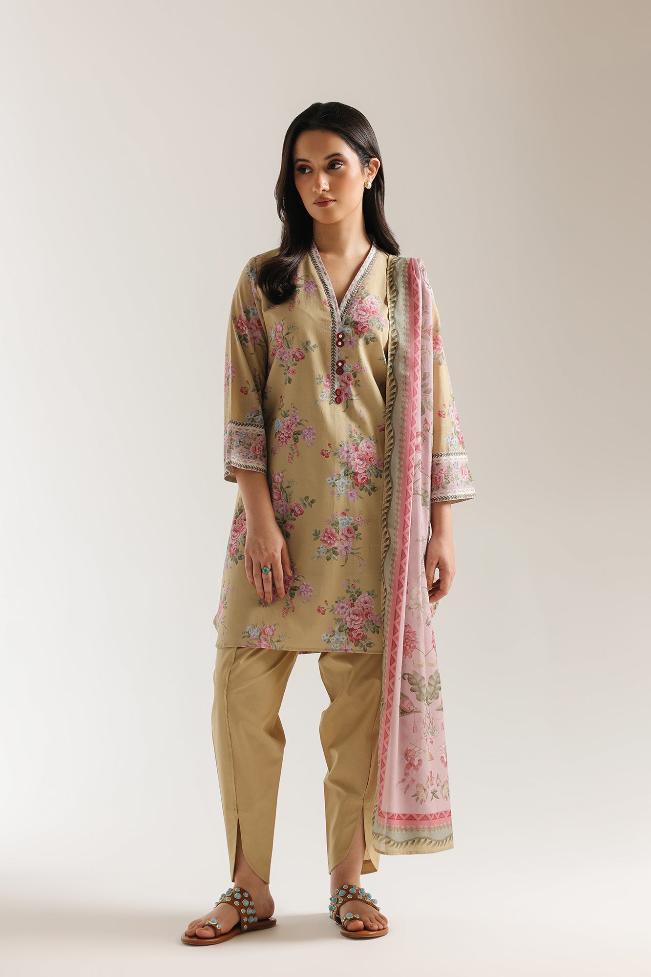 EMBROIDERED SUIT (E0889/202/109)