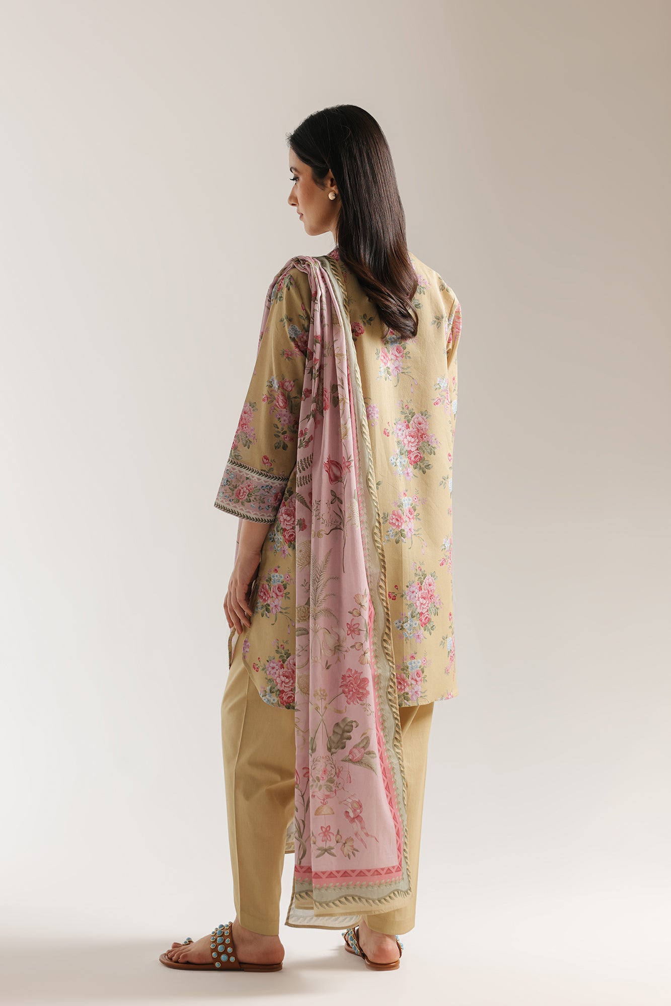 EMBROIDERED SUIT (E0889/202/109)