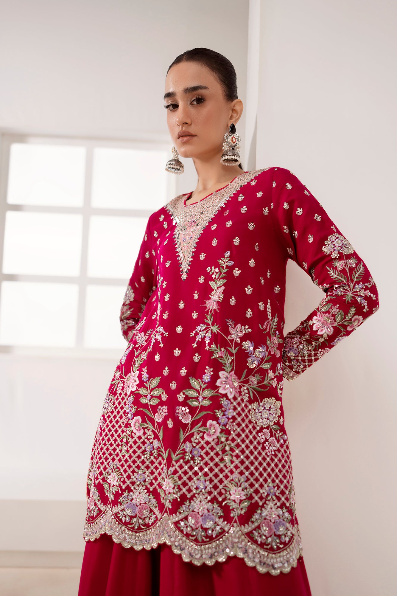 EMBROIDERED SUIT (E0902/104/418)