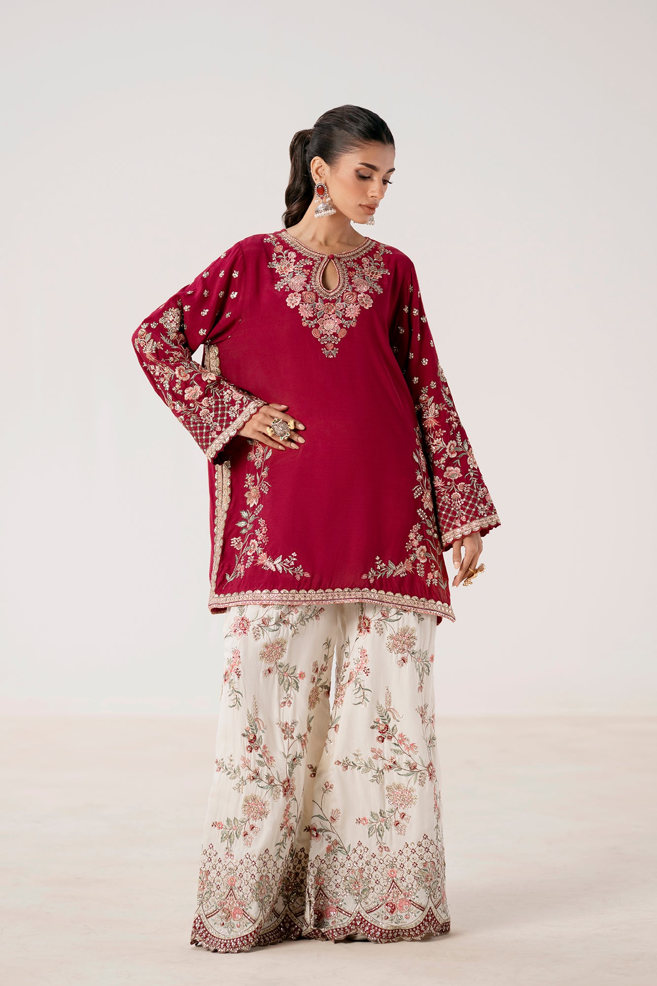 EMBROIDERED SUIT (E0907/104/305)