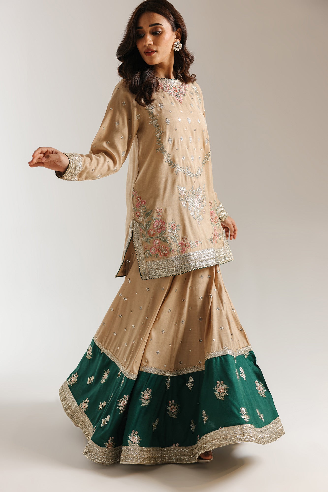 EMBROIDERED SUIT (E0926/104/113)