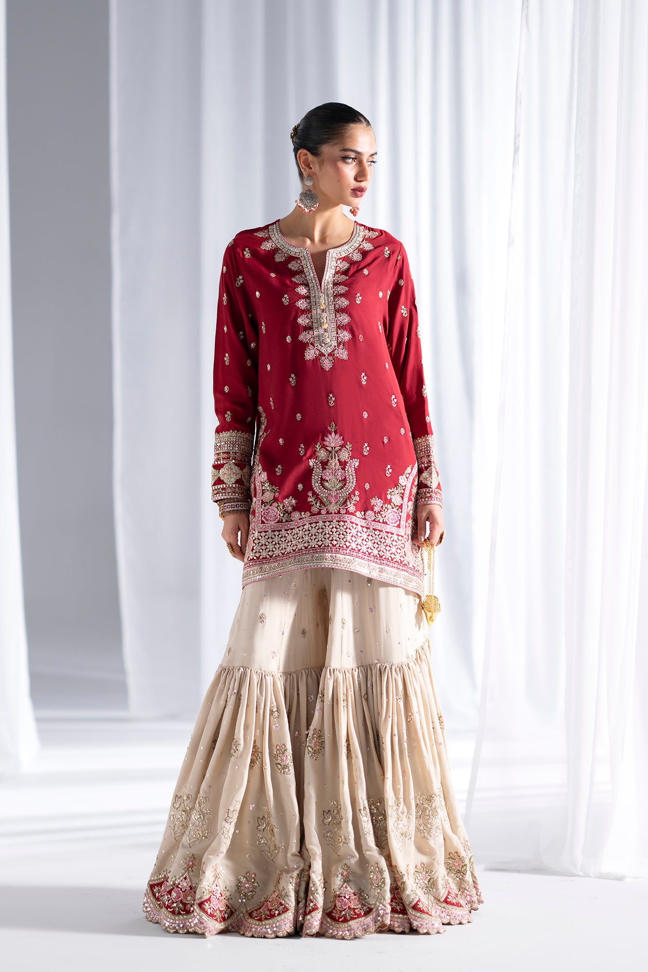 EMBROIDERED SUIT (E0938/104/415)