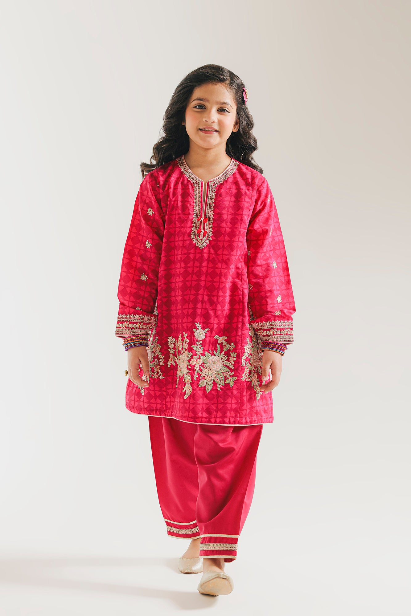 EMBROIDERED SUIT (E0938/404/406 E0938/304/406)