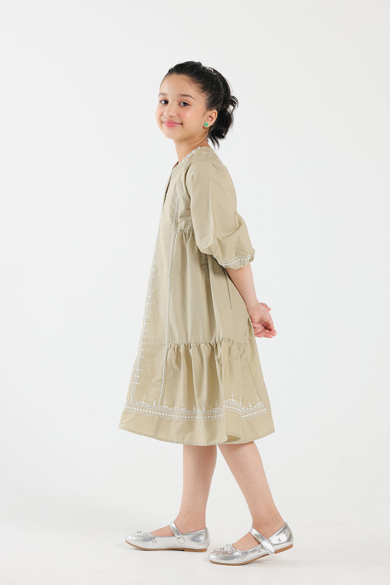 EMBROIDERED DRESS (E0944/401/130)