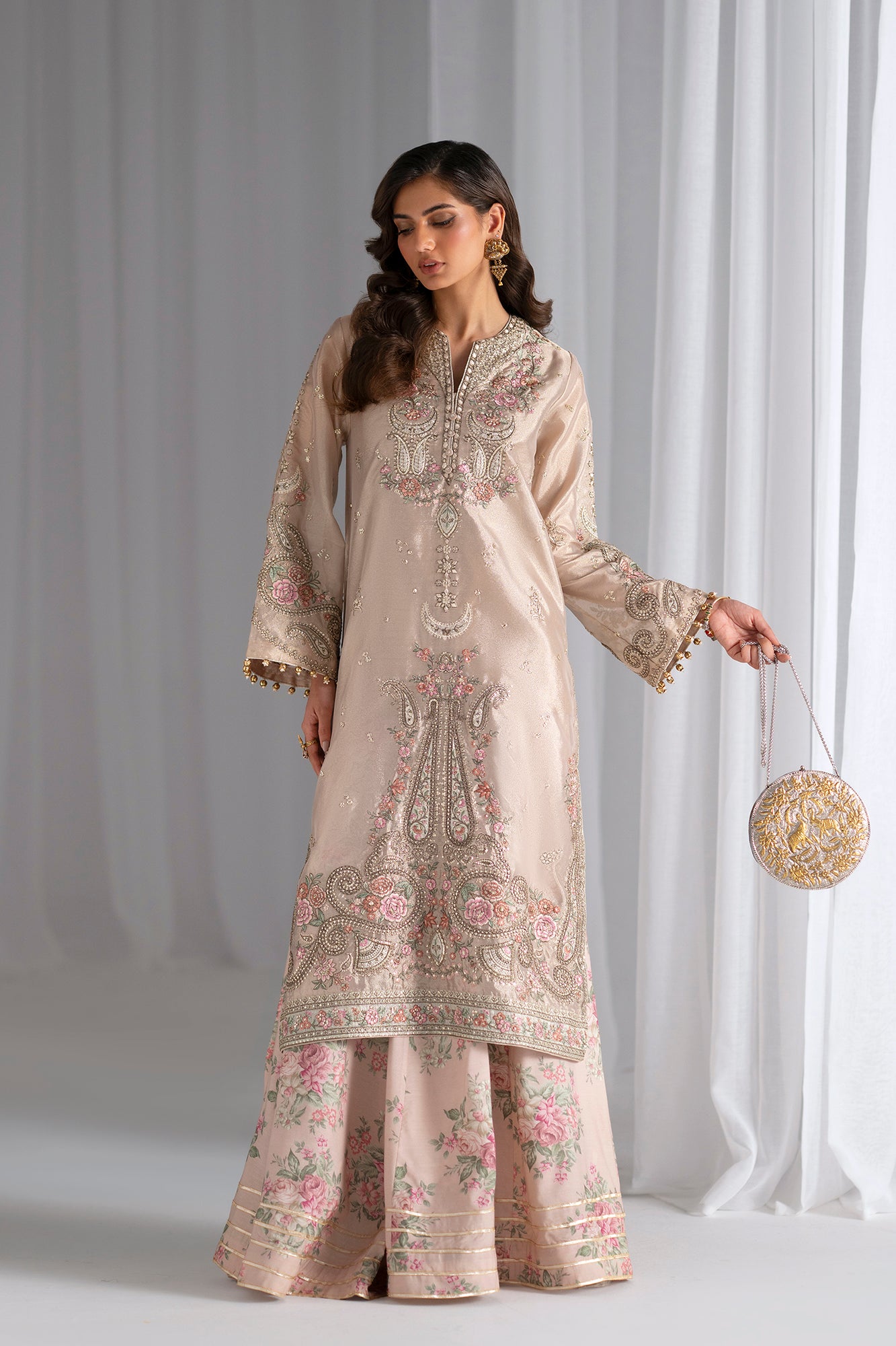 EMBROIDERED SUIT (E0946/104/131)