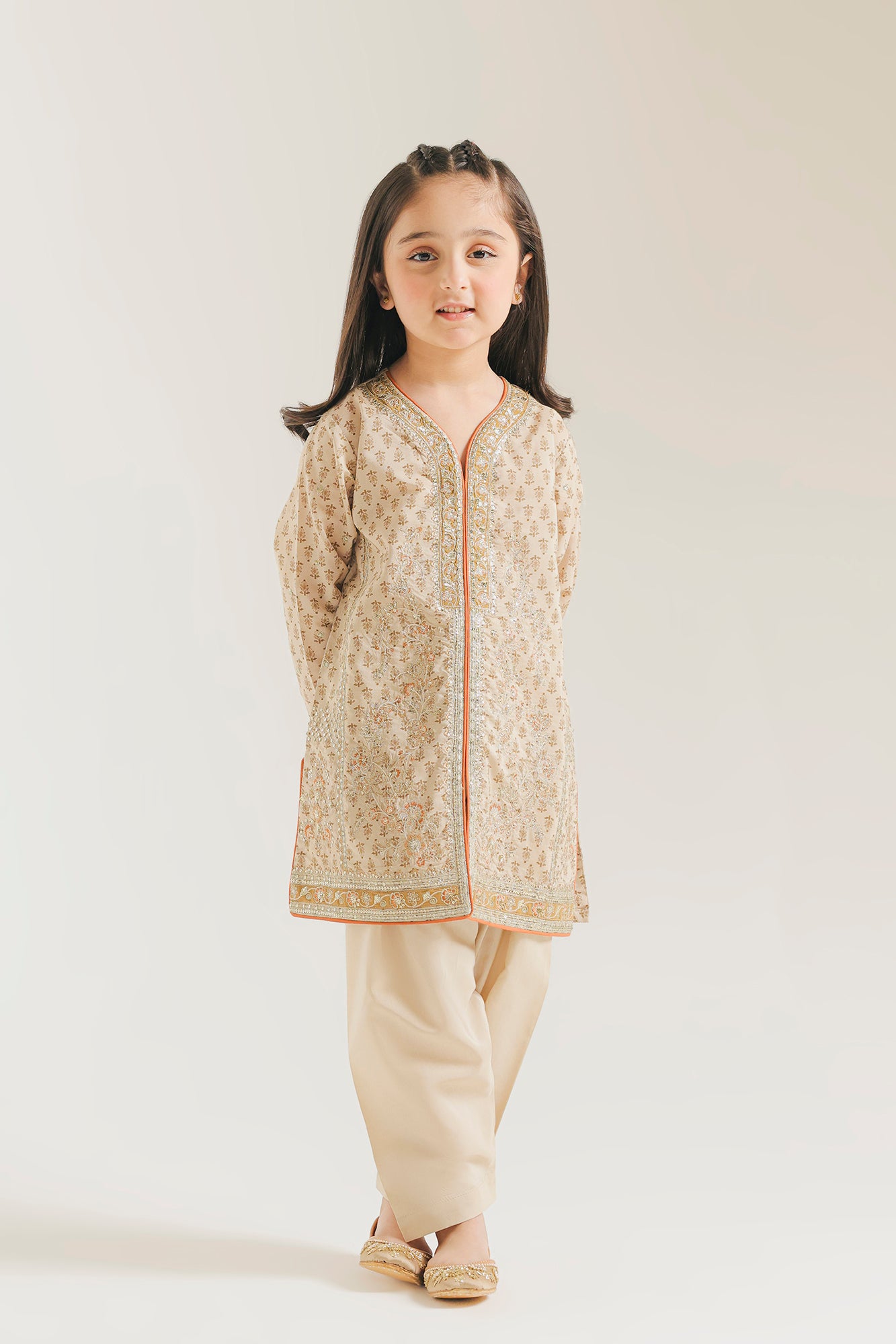 EMBROIDERED SUIT (E0951/404/006 E0951/304/006)