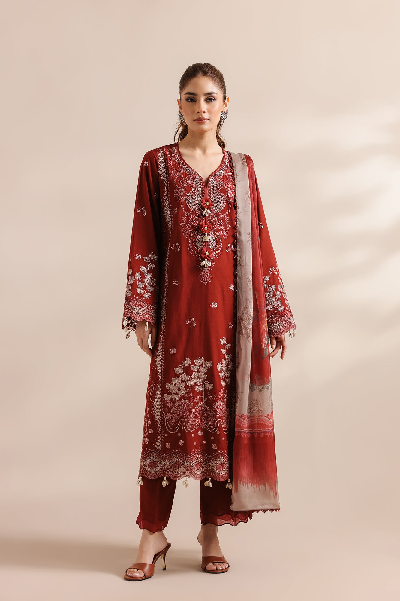 EMBROIDERED SUIT (E0952/203/414)