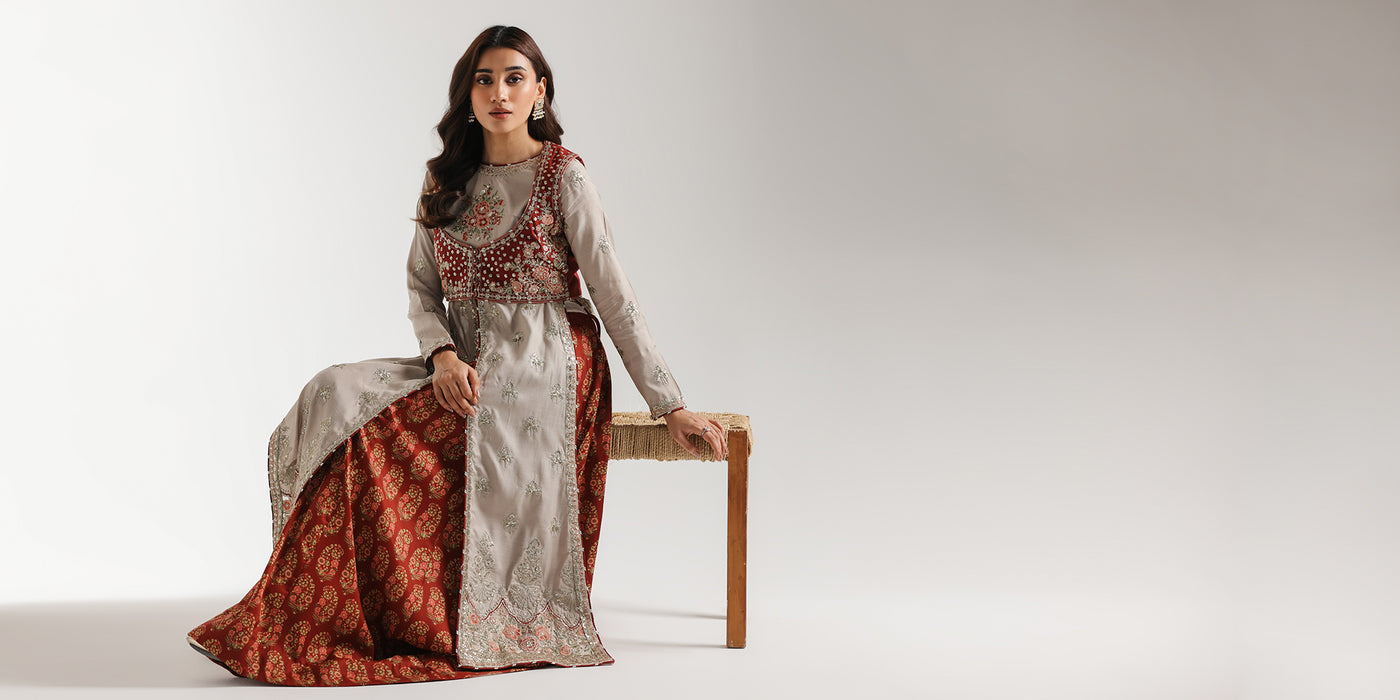 EMBROIDERED SUIT (E0959/104/003)