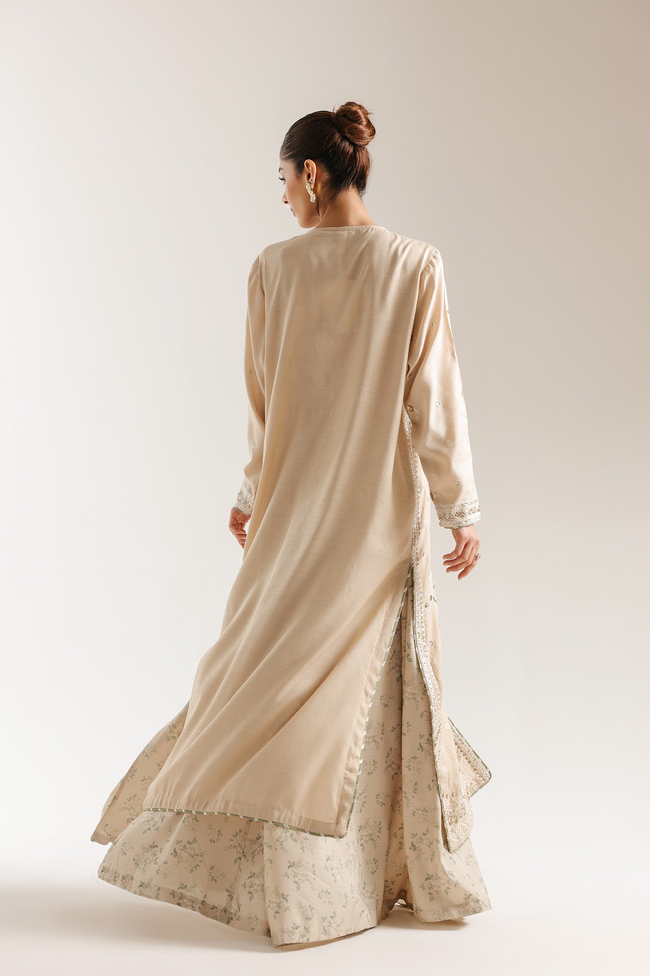 EMBROIDERED SUIT (E0961/104/006)