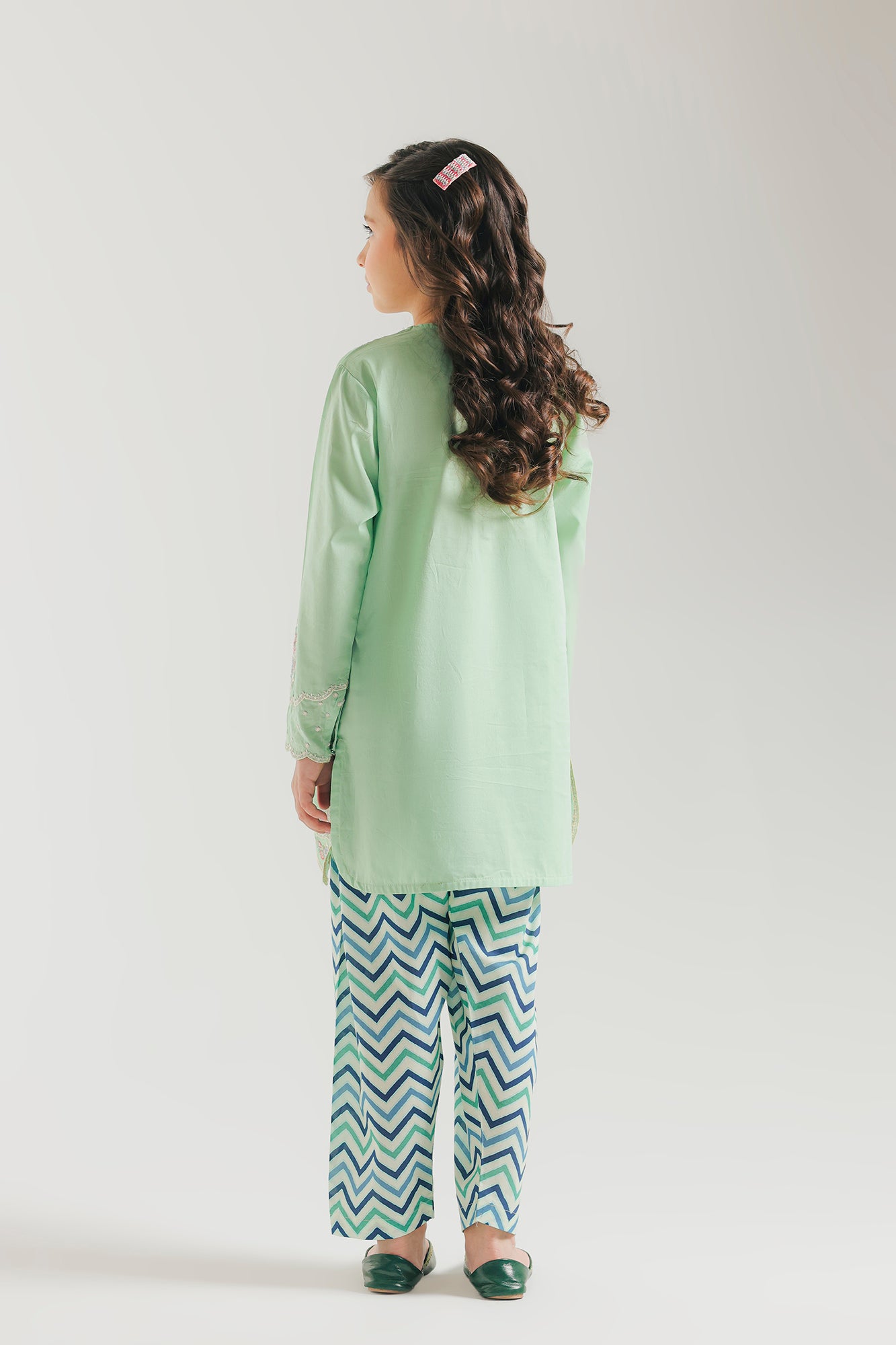 EMBROIDERED SUIT (E0965/404/126 E0965/304/126)