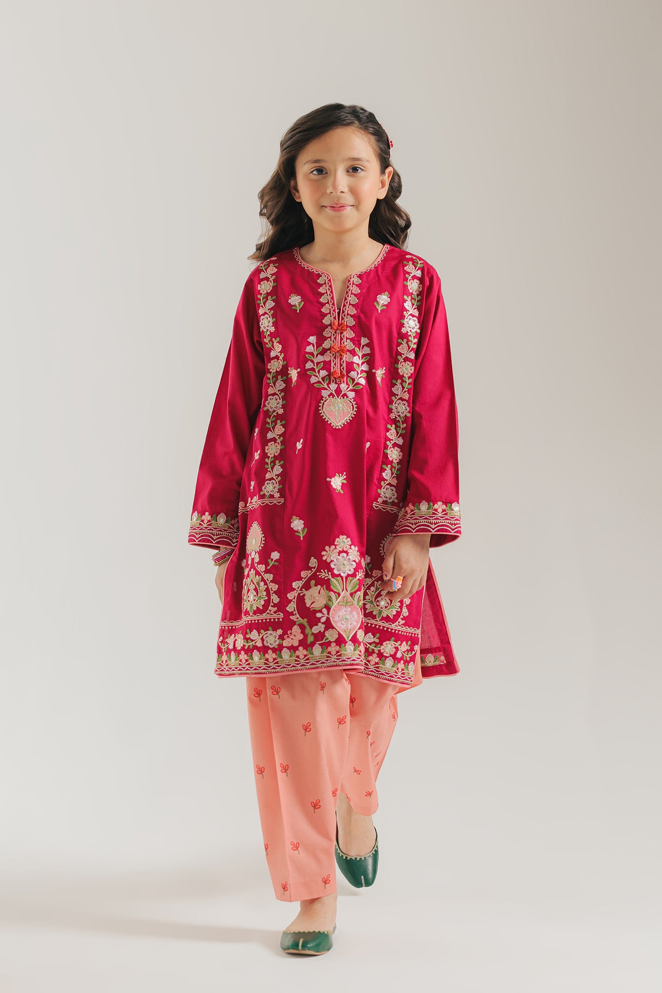 EMBROIDERED SUIT (E0985/404/525 E0985/304/525)