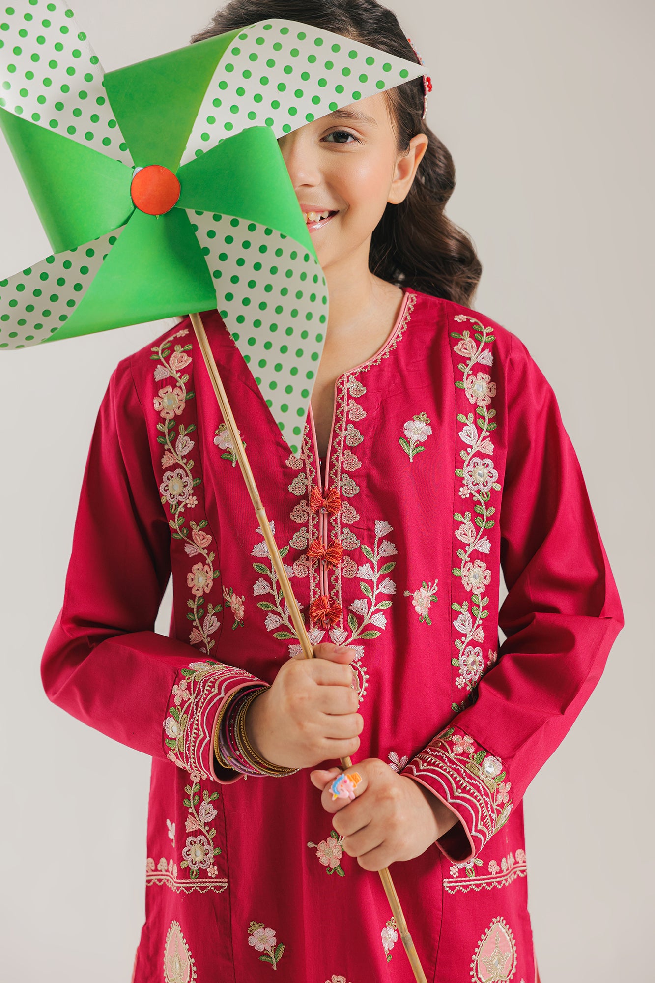 EMBROIDERED SUIT (E0985/404/525 E0985/304/525)