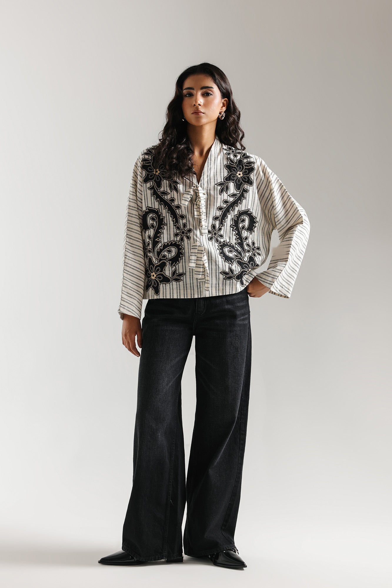 EMBROIDERED SHIRT (E1000/101/006)