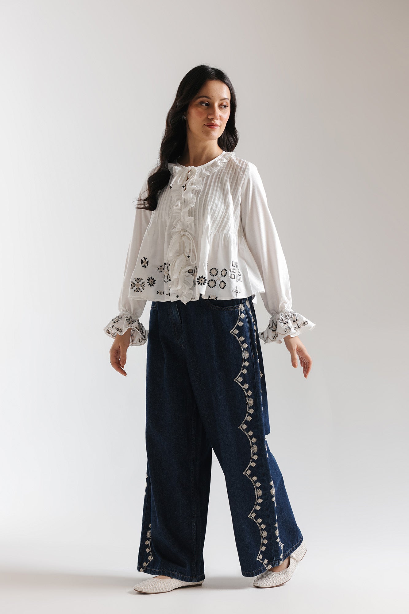 EMBROIDERED SHIRT (E1002/101/001)