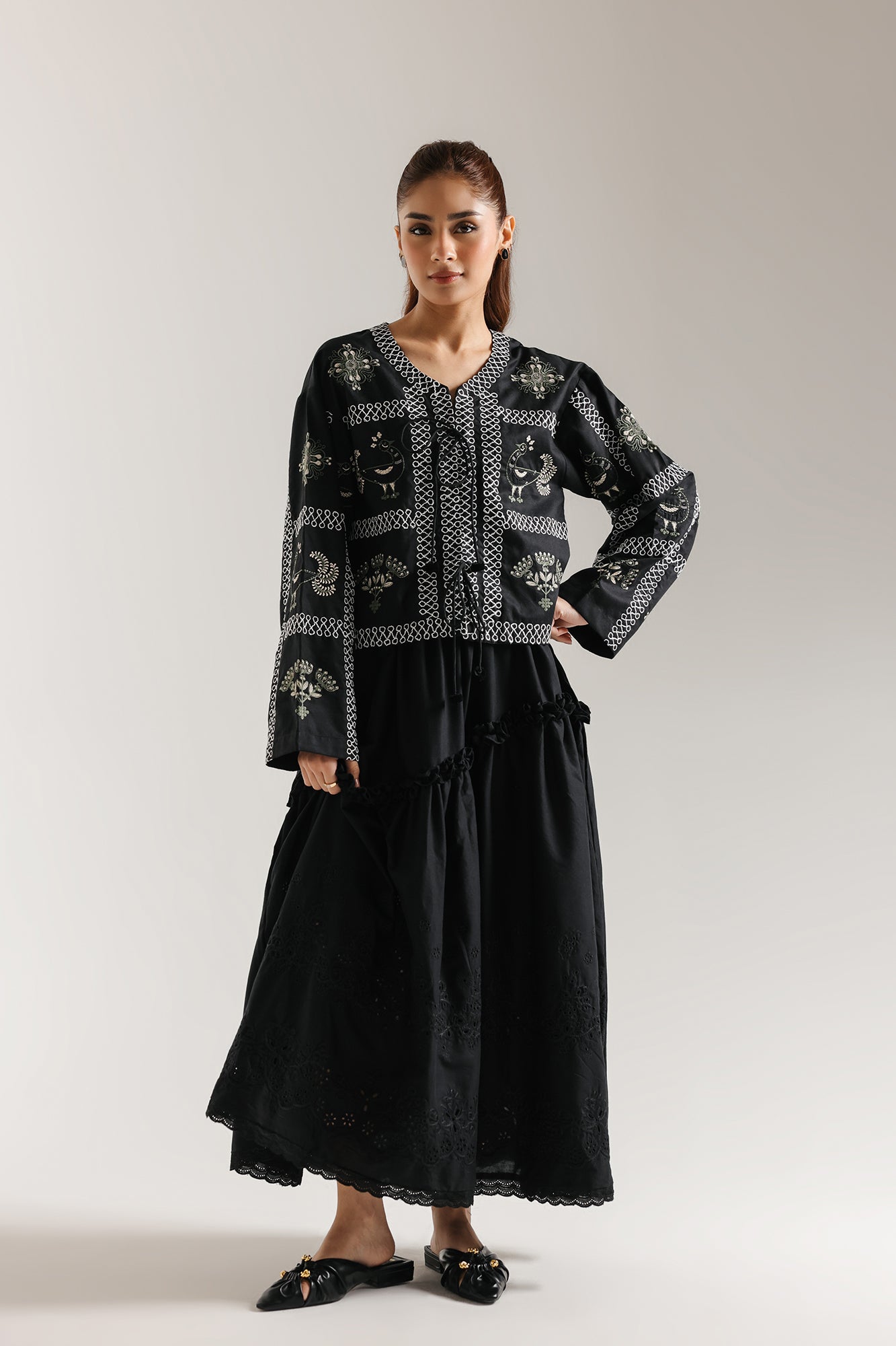 EMBROIDERED SHIRT (E1003/101/902)