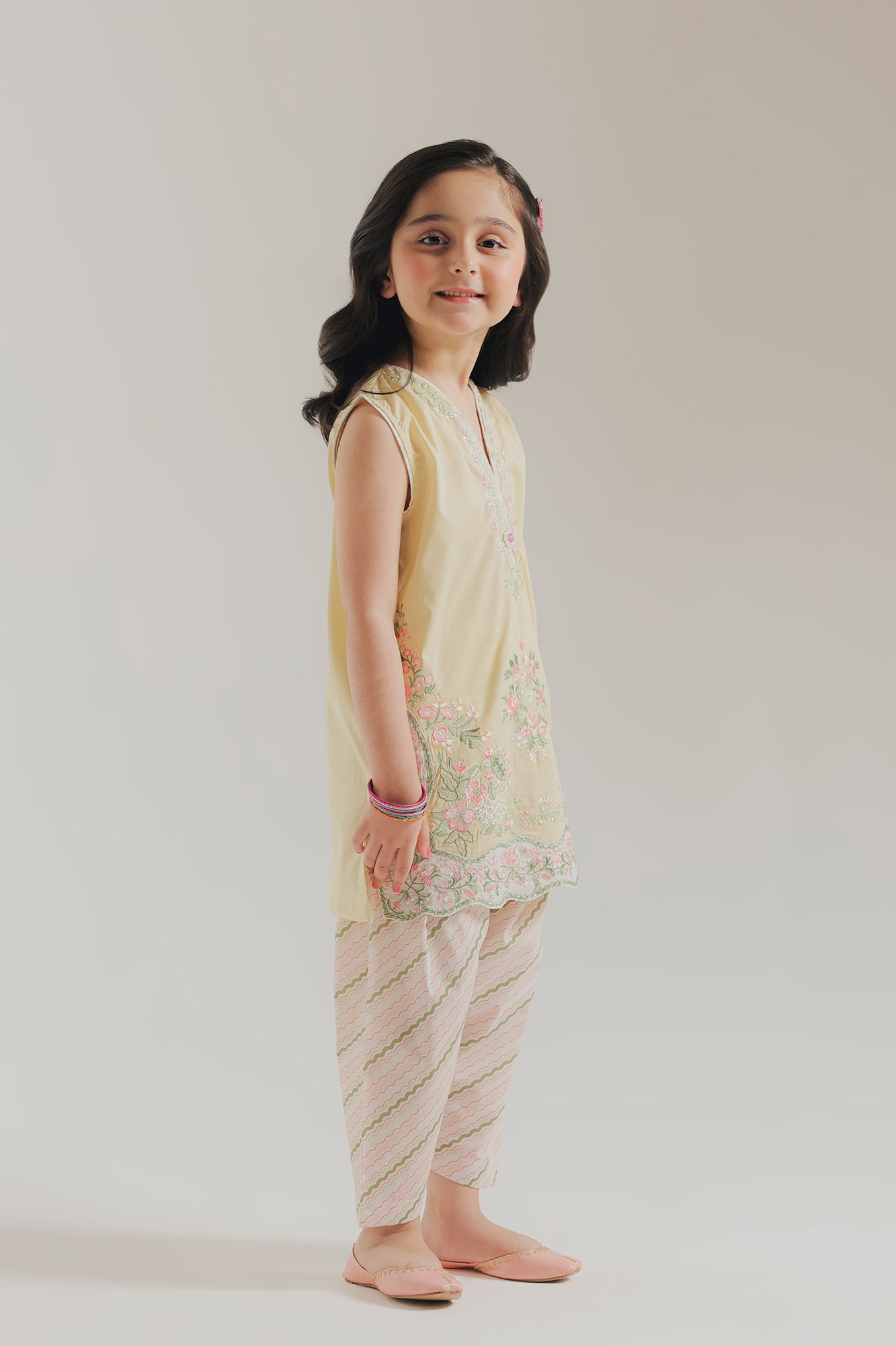 EMBROIDERED SUIT (E1004/404/125 E1004/304/125)