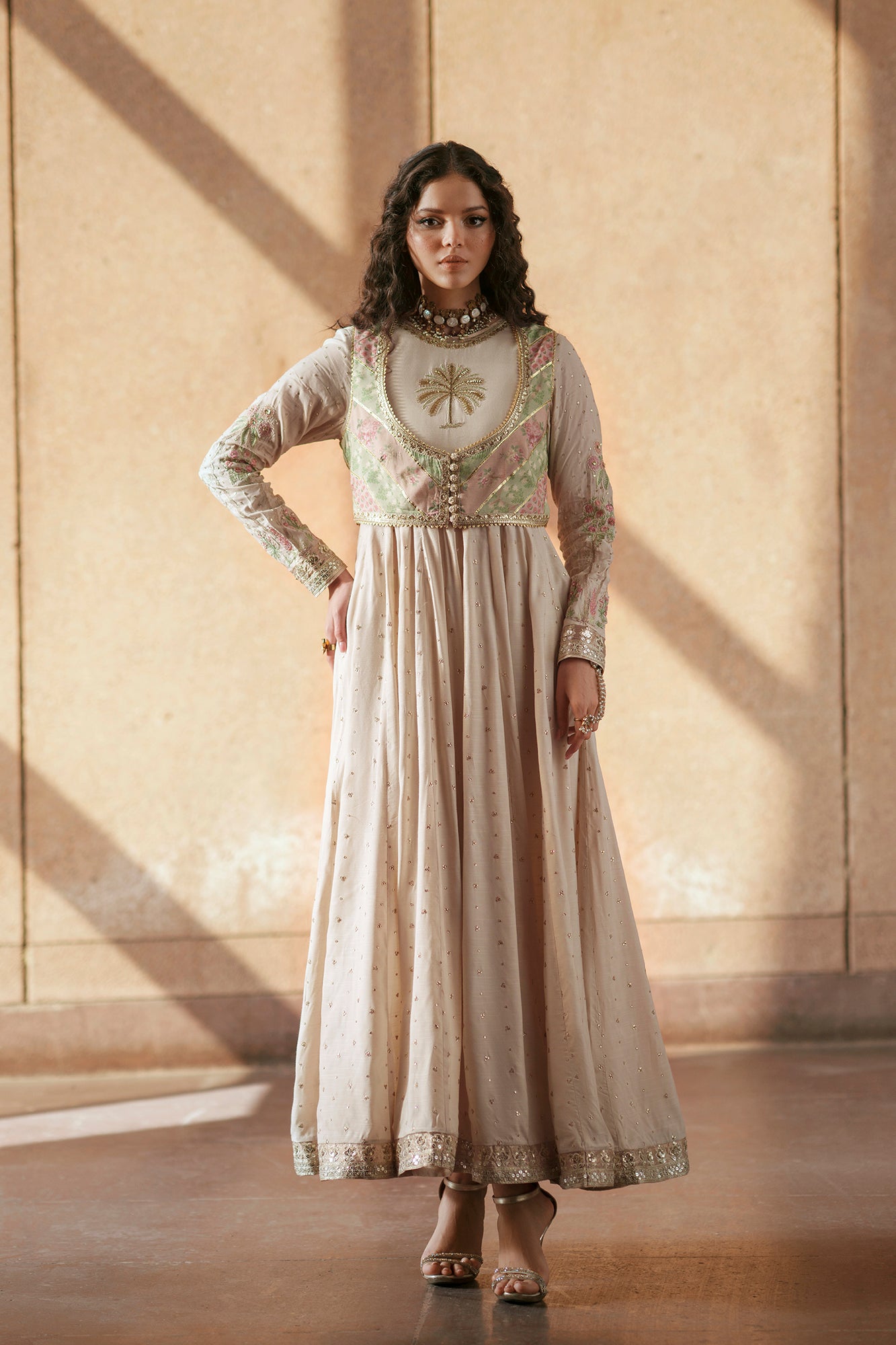 EMBROIDERED DRESS (E1006/104/002)