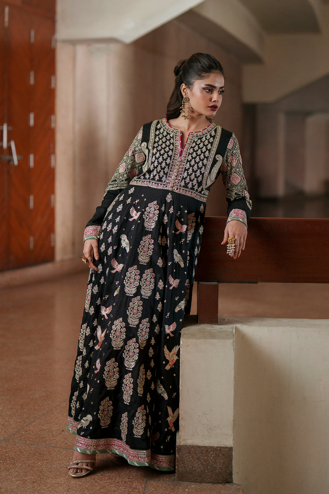 EMBROIDERED DRESS (E1007/104/902)