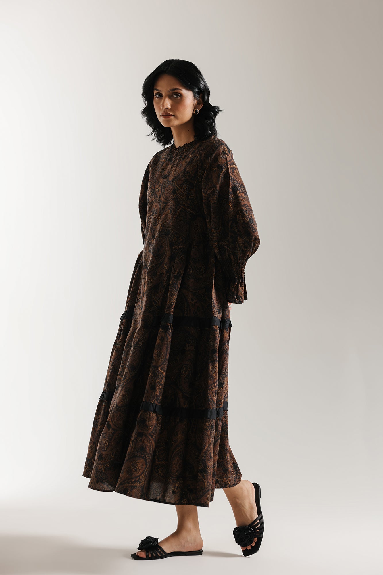 EMBROIDERED DRESS (E1017/101/902)