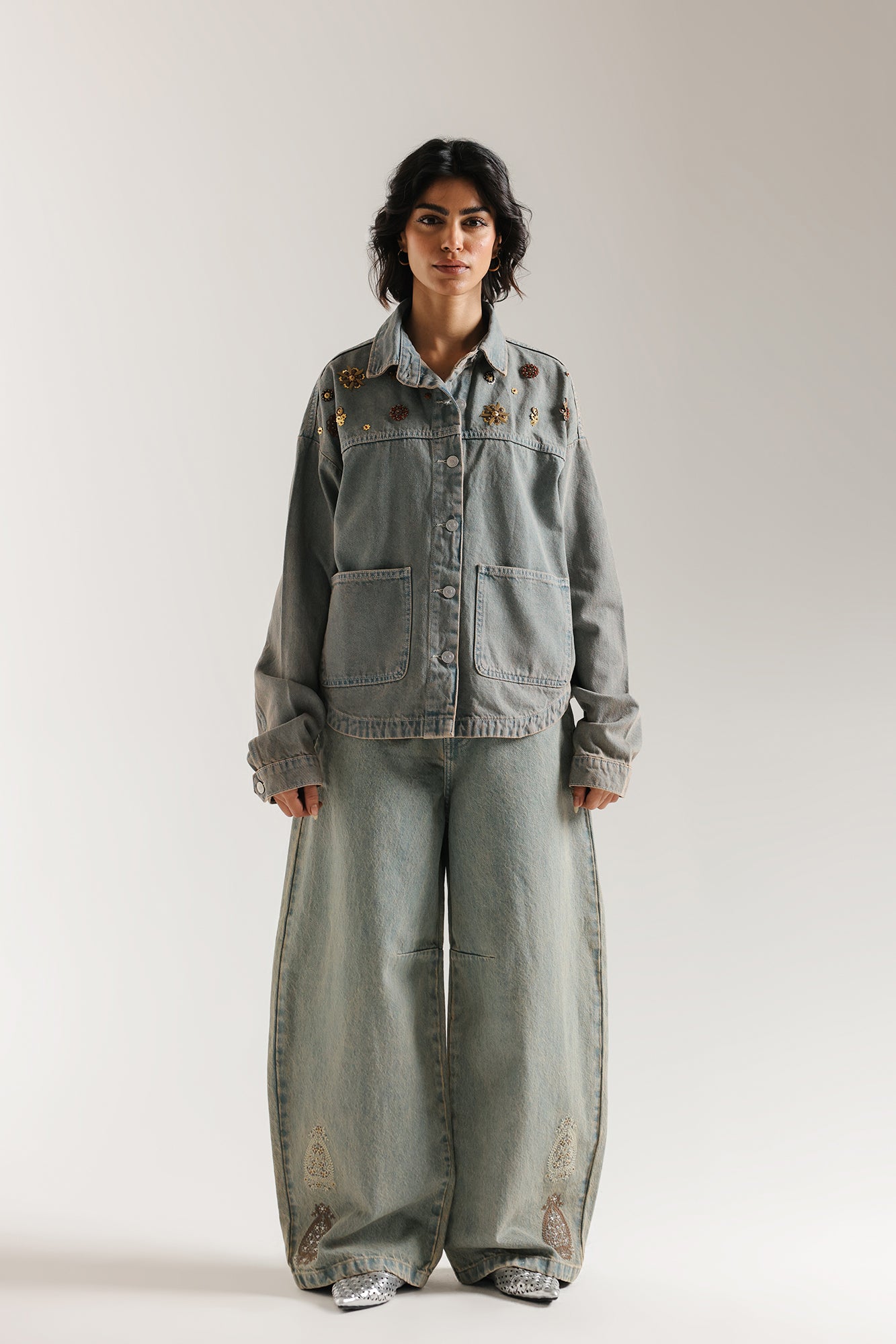 EMBROIDERED JEANS (E1026/101/636)