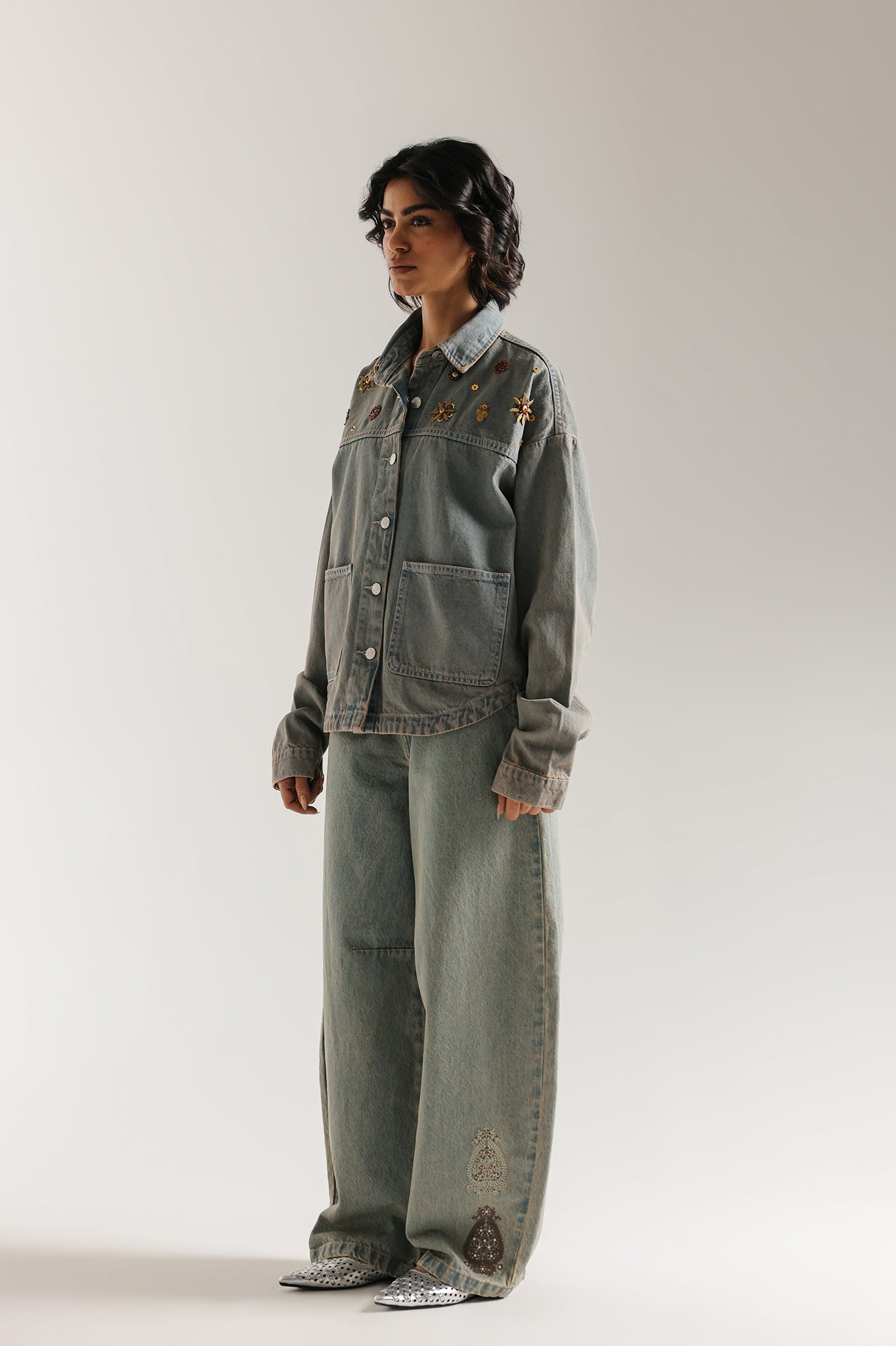 EMBROIDERED JEANS (E1026/101/636)