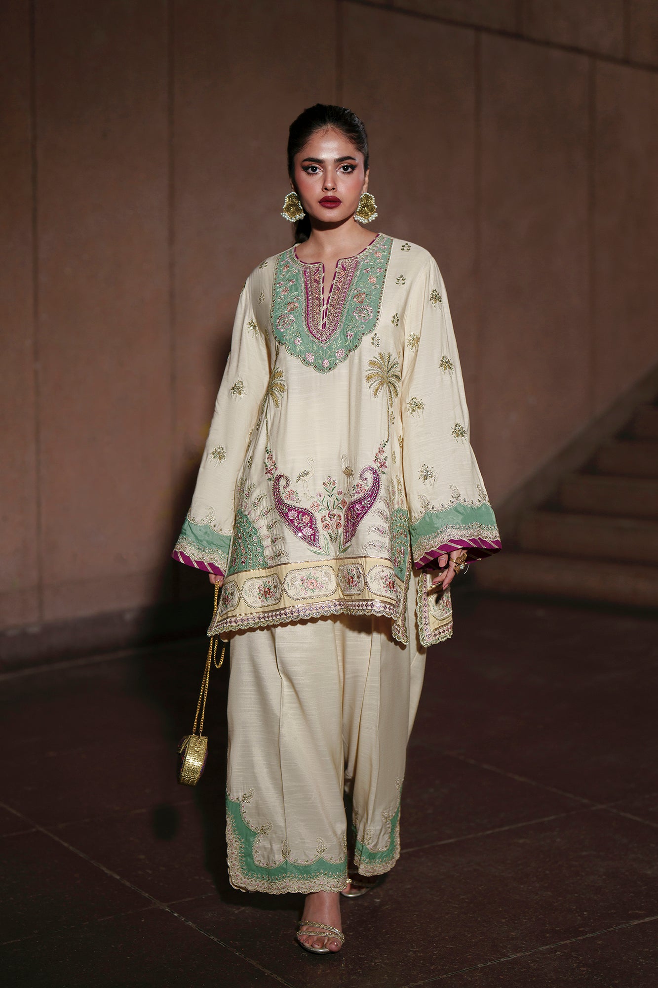 EMBROIDERED SUIT (E1036/104/002)