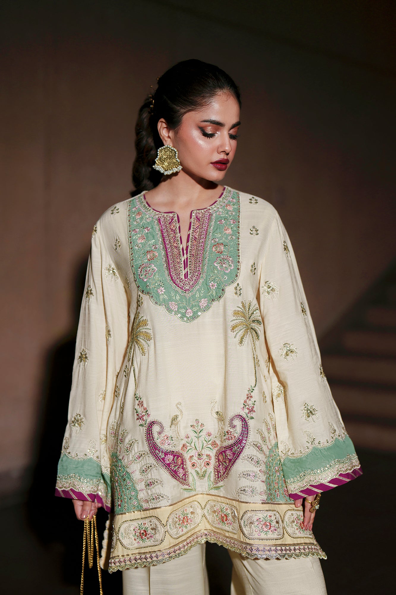 EMBROIDERED SUIT (E1036/104/002)