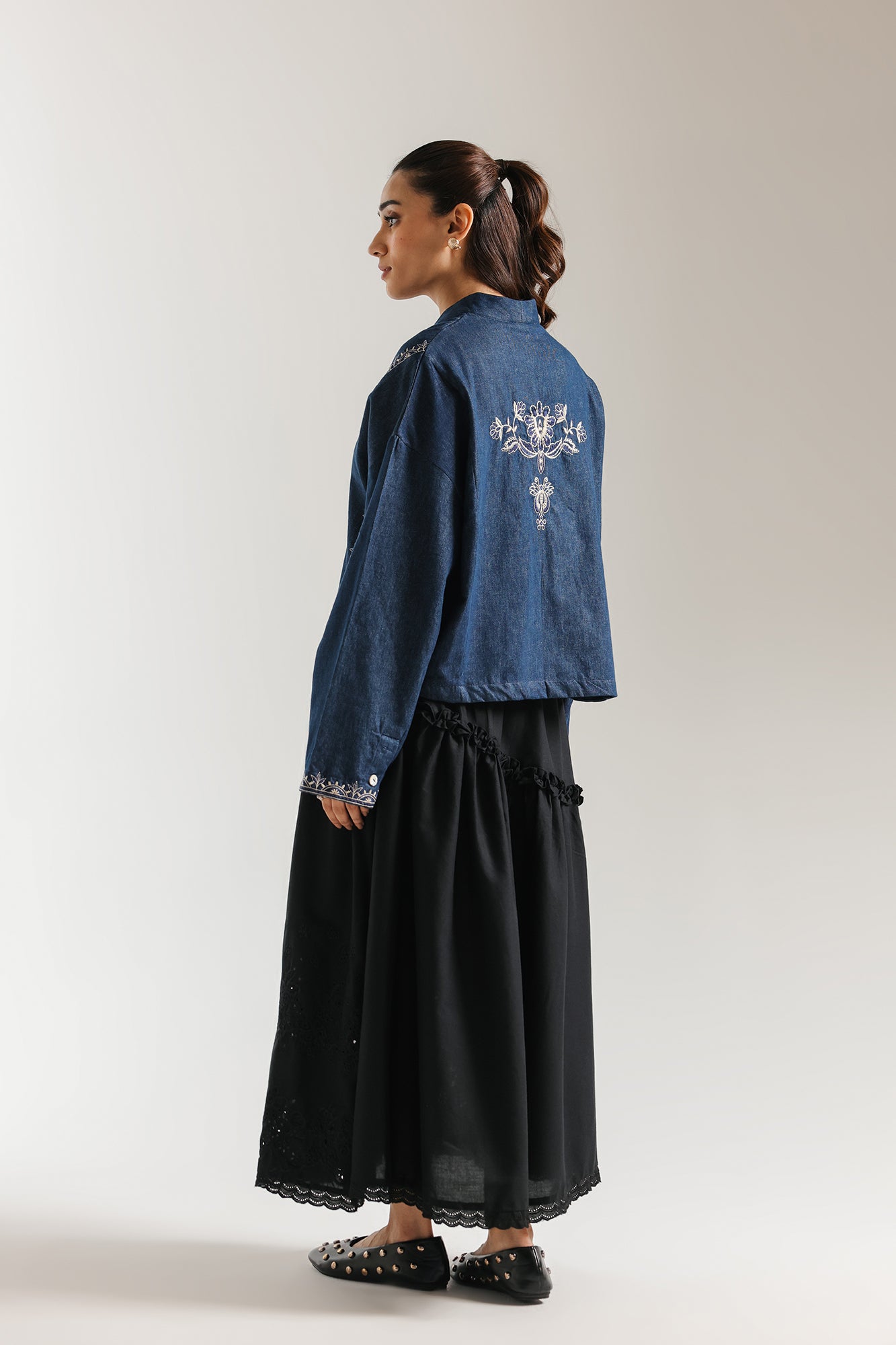 EMBROIDERED SHIRT (E1037/101/907)