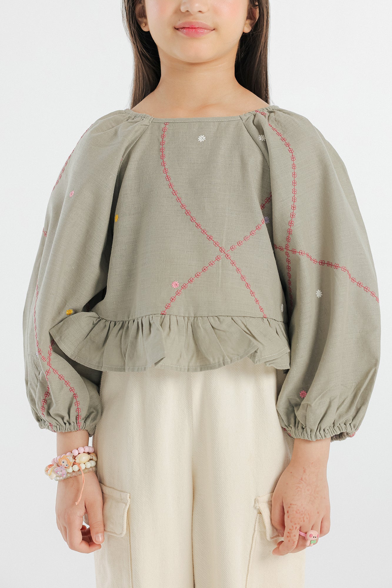 EMBROIDERED TOP (E1044/401/119)