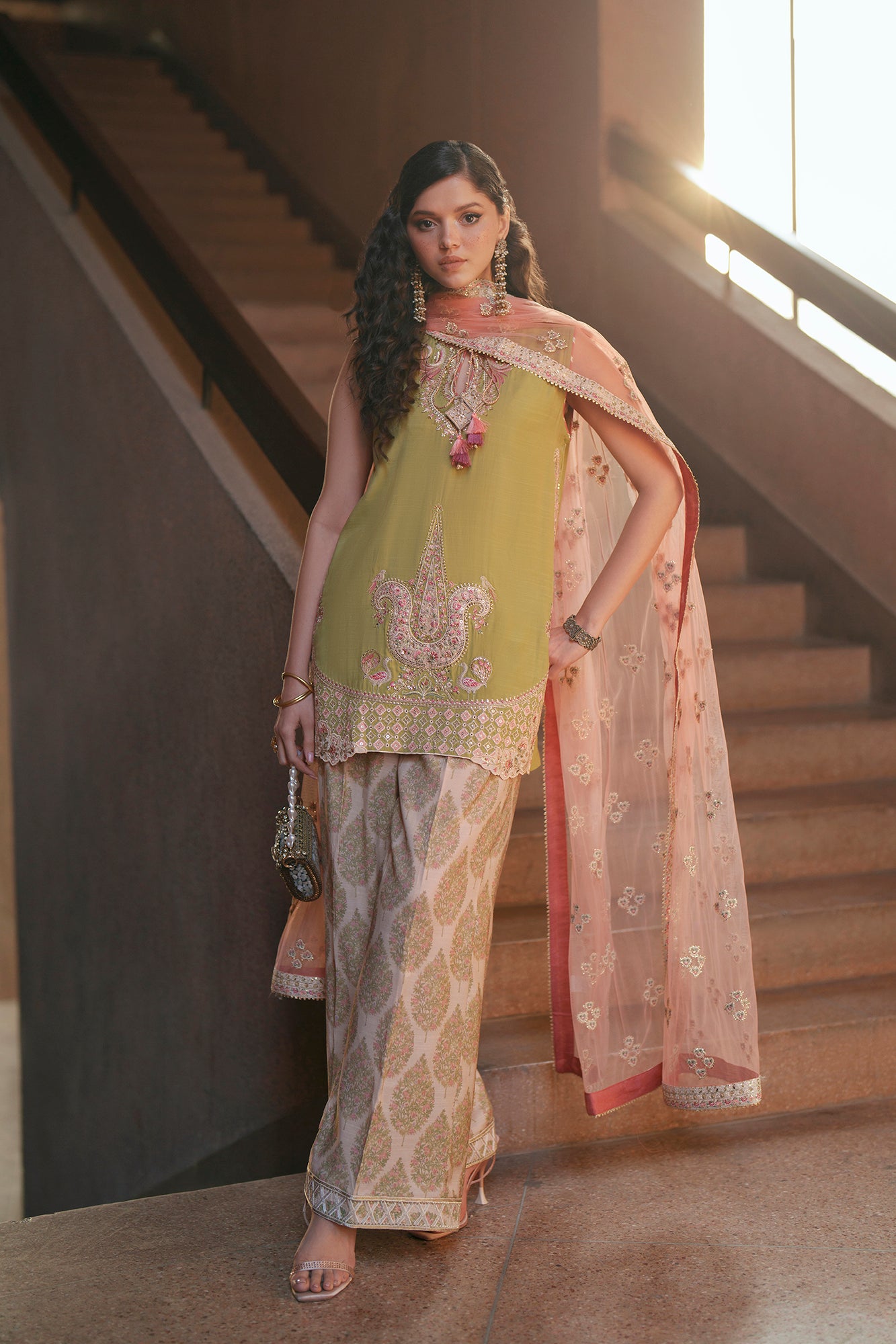 EMBROIDERED SUIT (E1047/104/126)