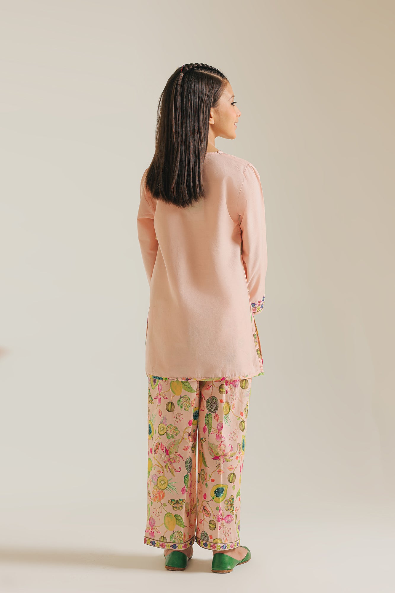 EMBROIDERED SUIT (E1049/402/423 E1049/302/423)