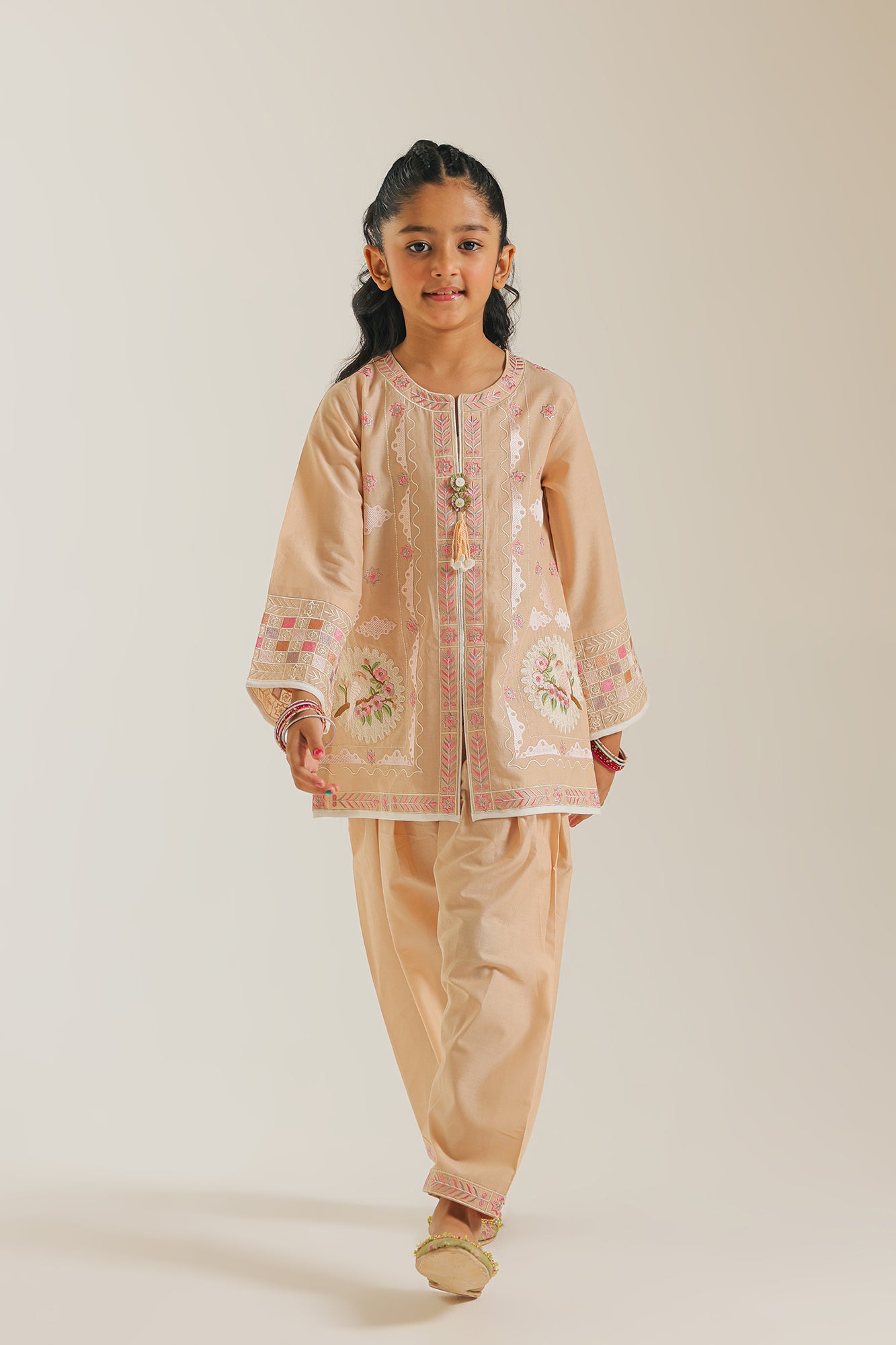 EMBROIDERED SUIT (E1052/402/808 E1052/302/808)