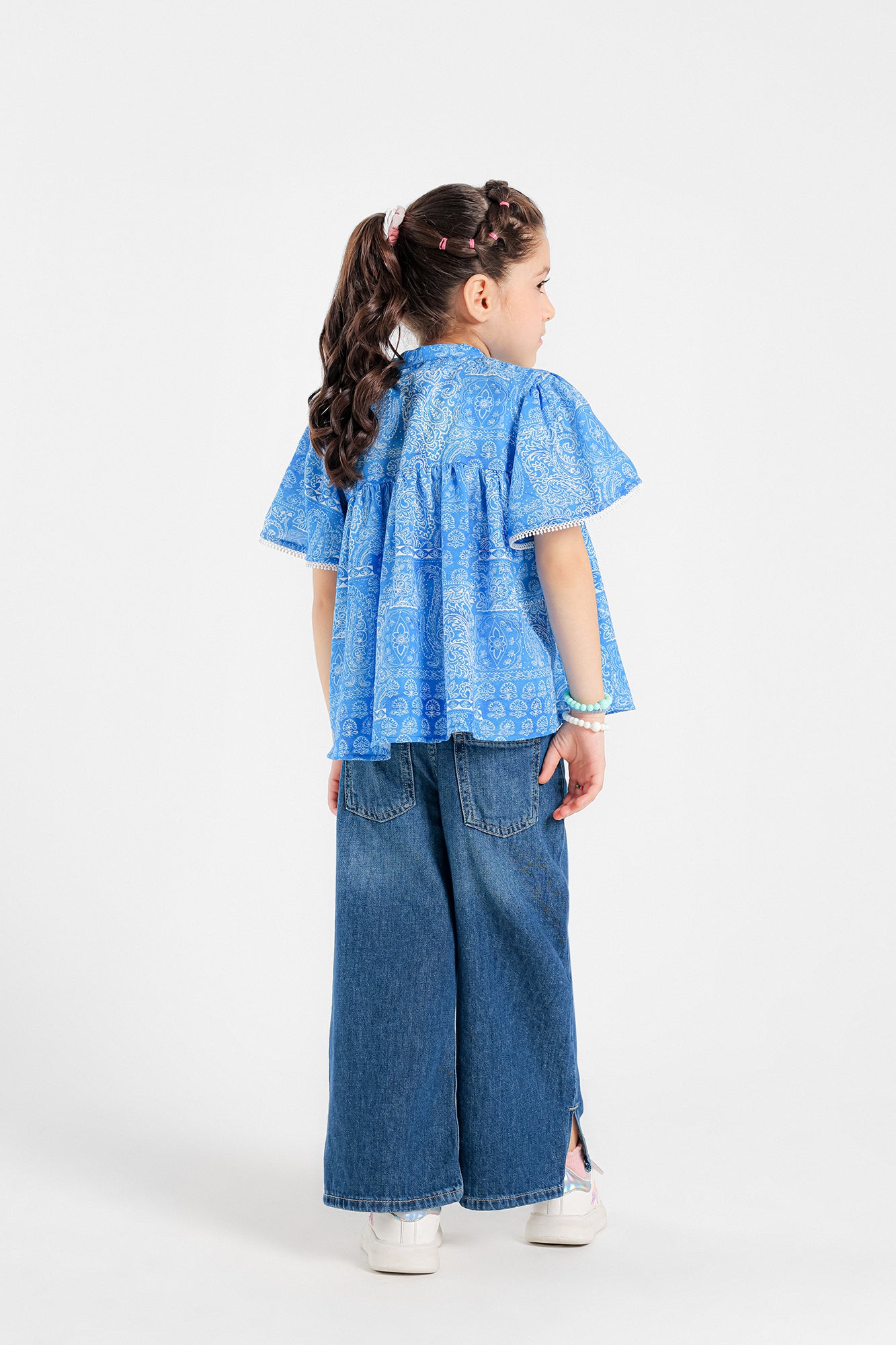 EMBROIDERED TOP (E1056/401/628)